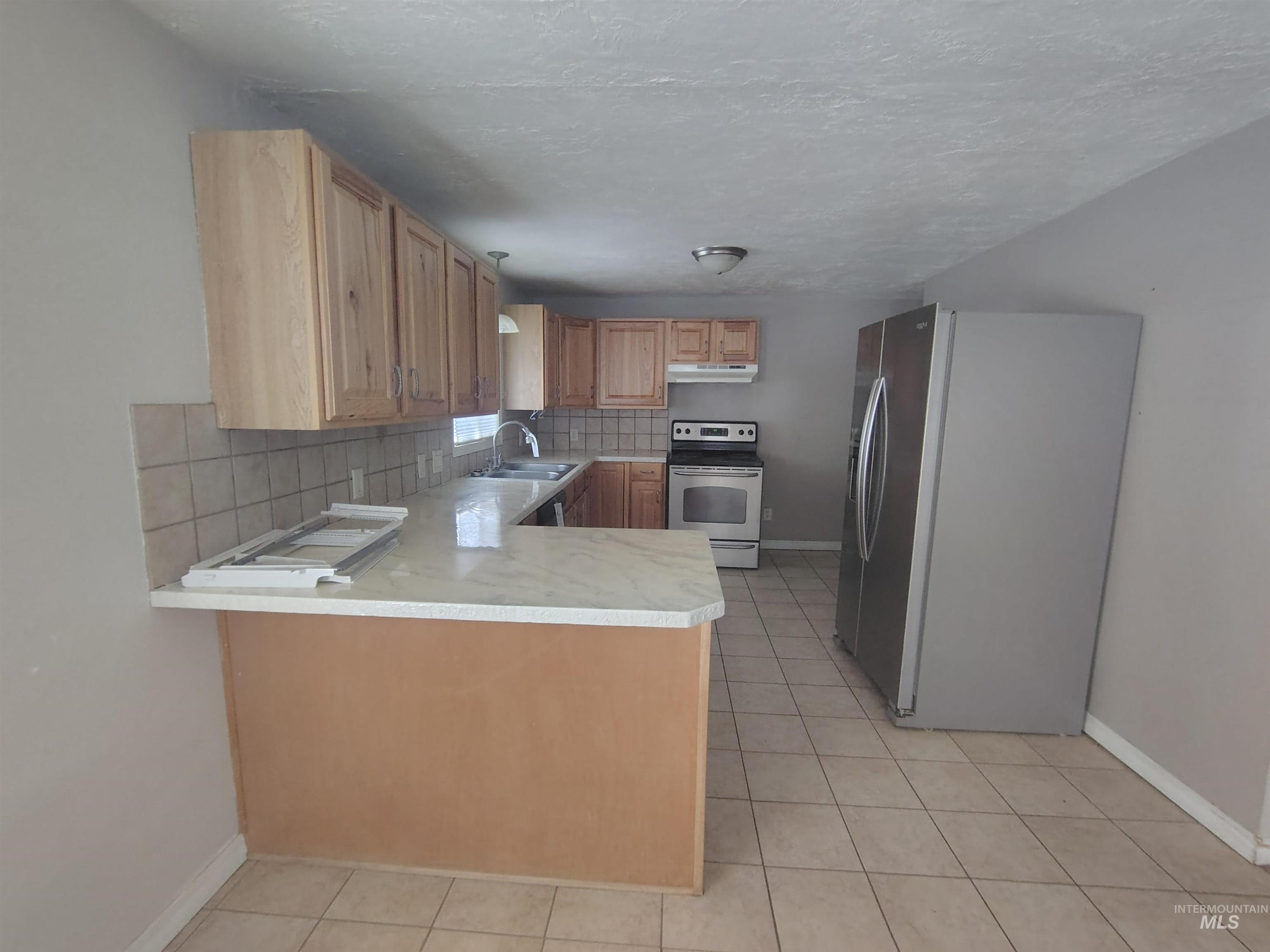 61 Cherry St Property Photo 13