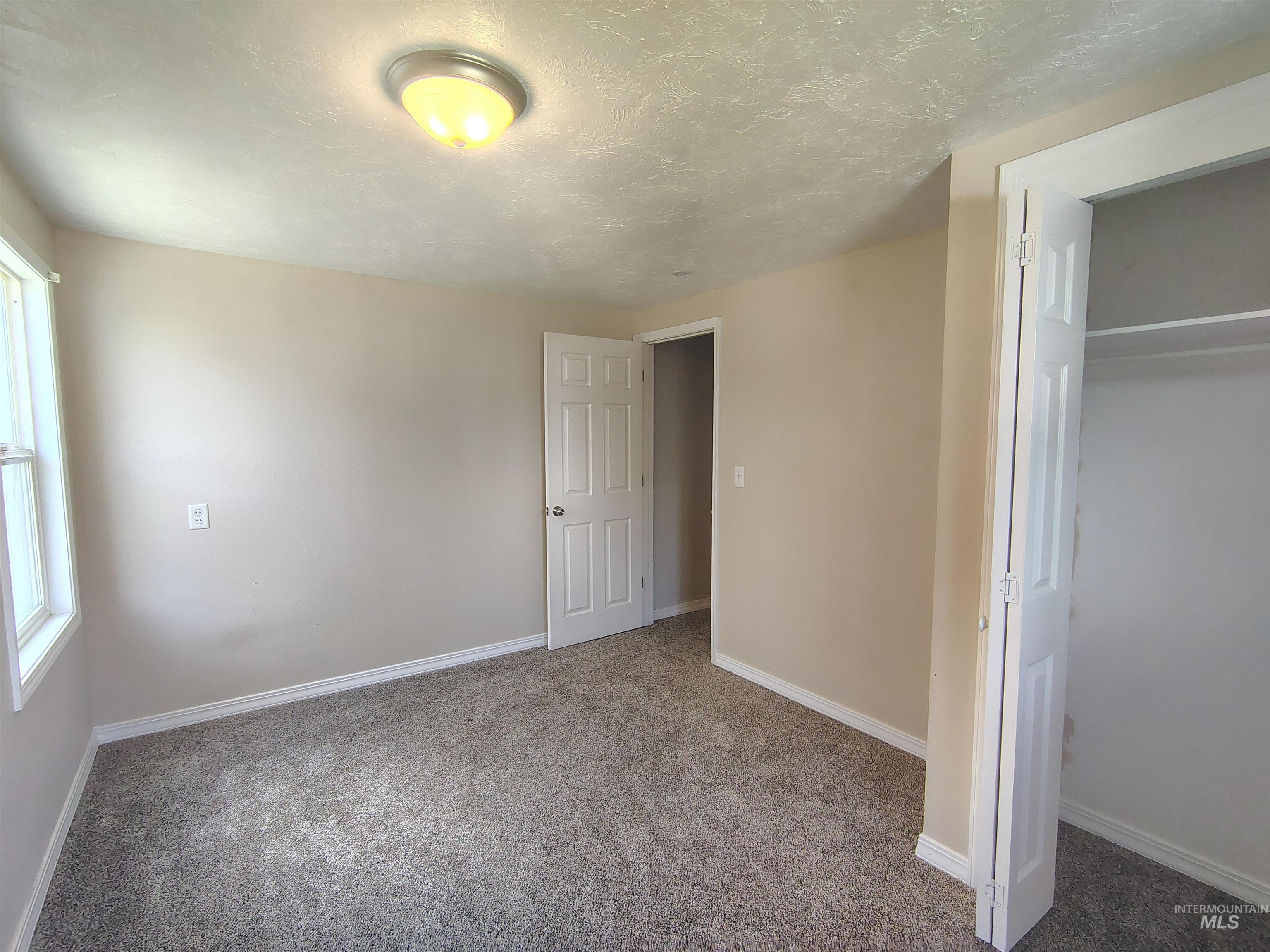 61 Cherry St Property Photo 19