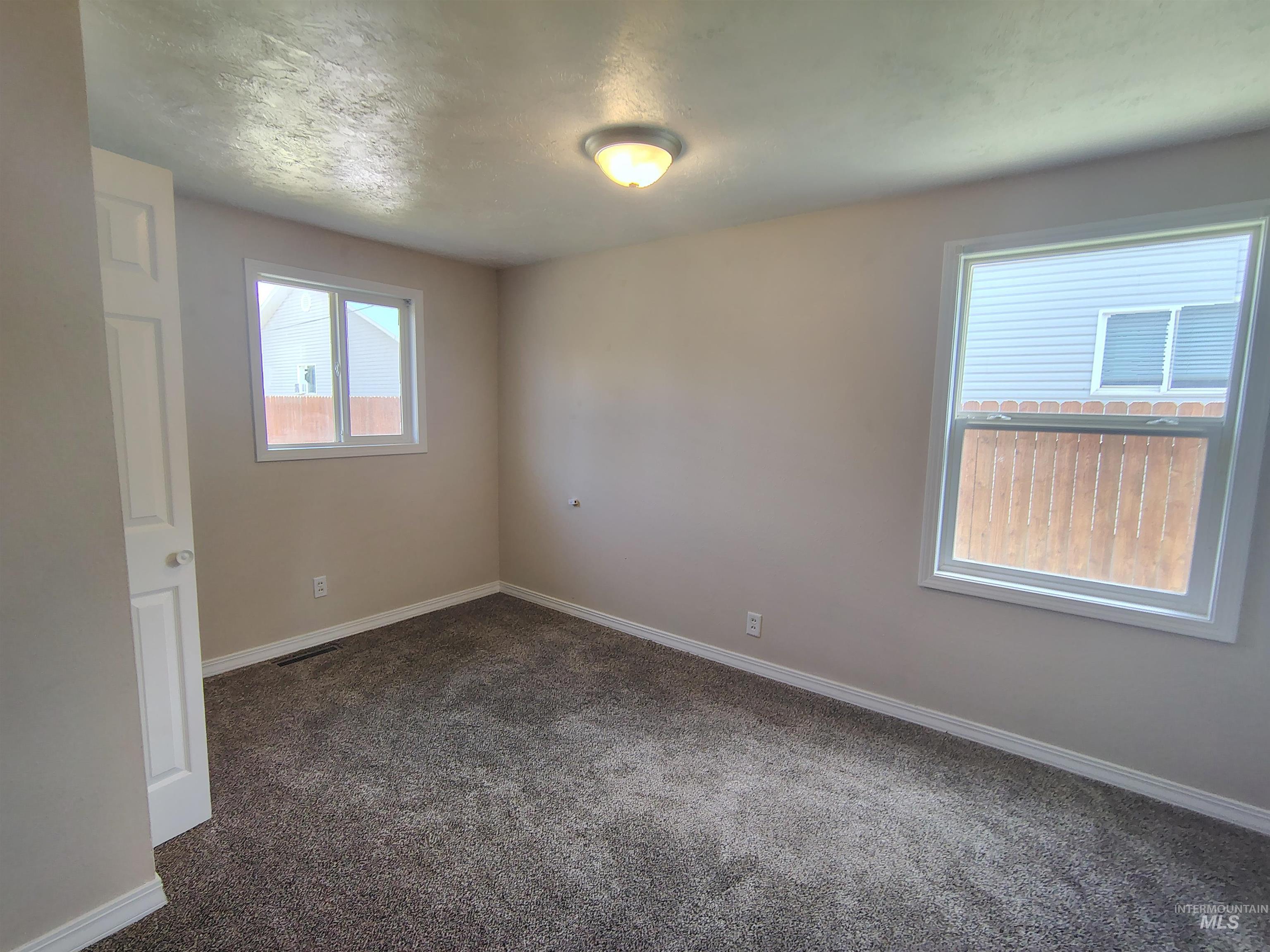 61 Cherry St Property Photo 20