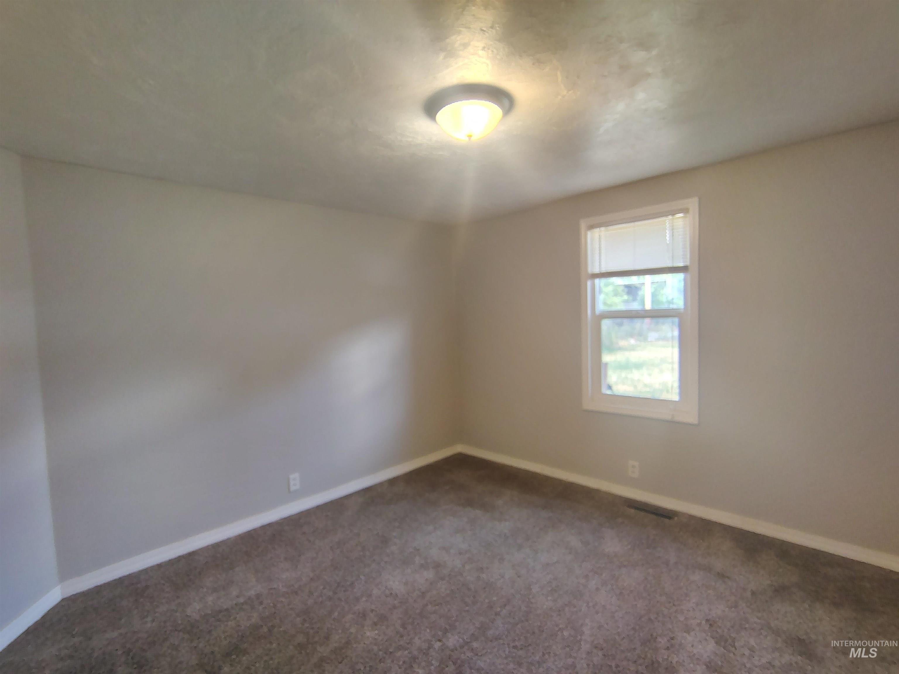 61 Cherry St Property Photo 21