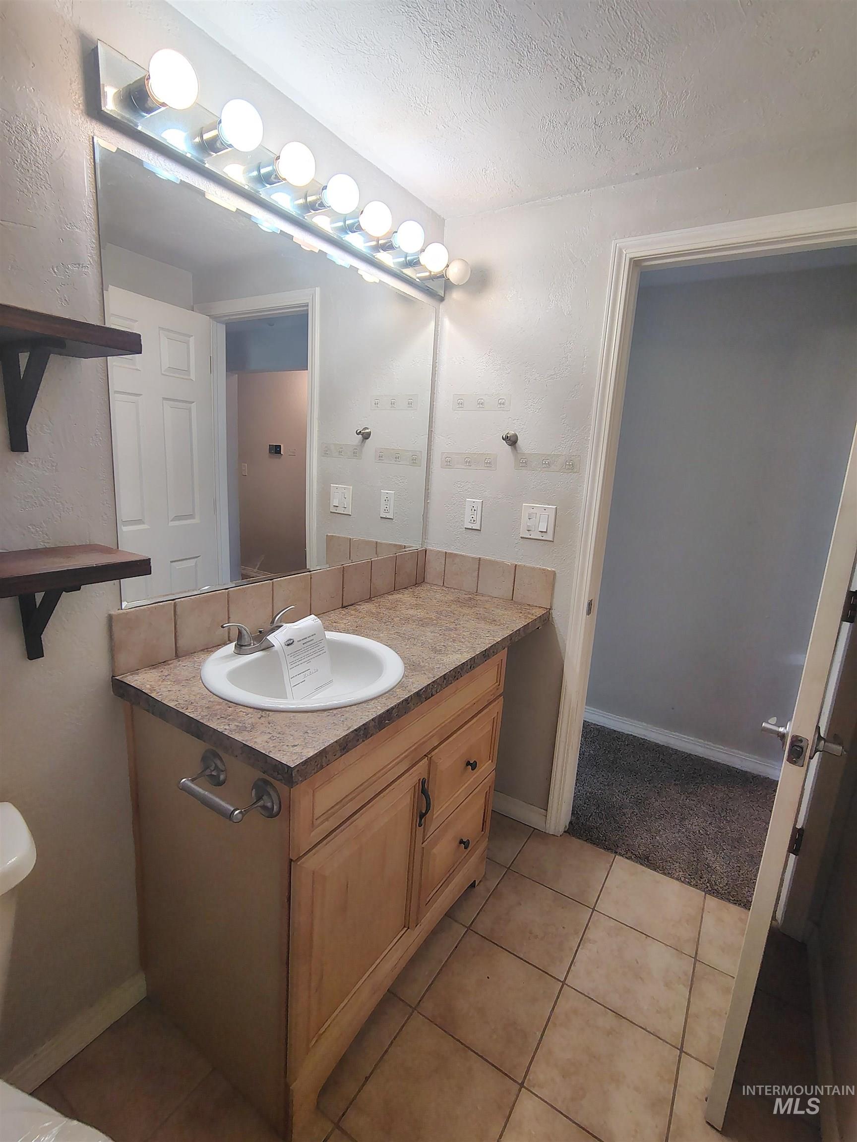 61 Cherry St Property Photo 29