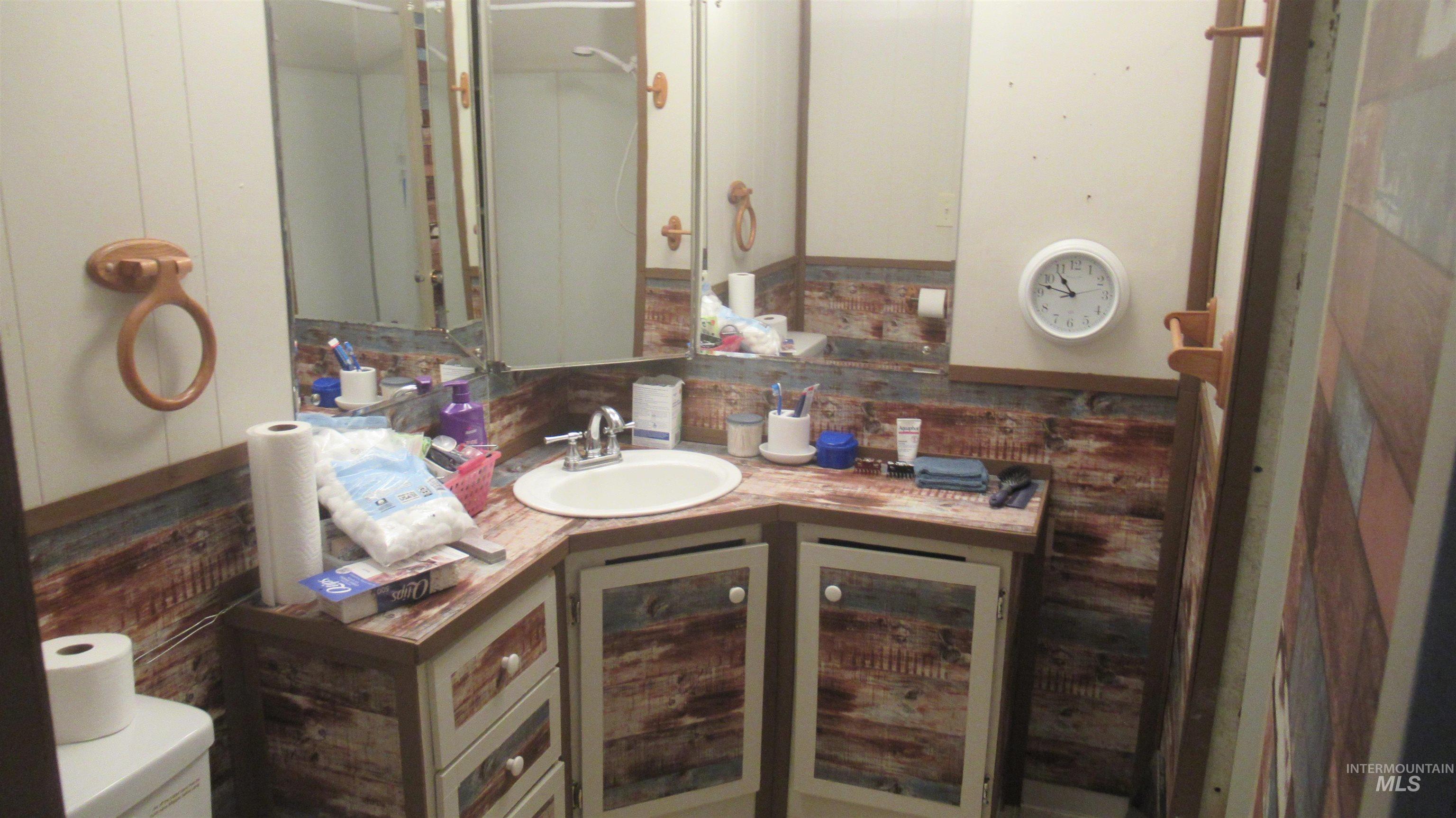 1109 W D Property Photo 5