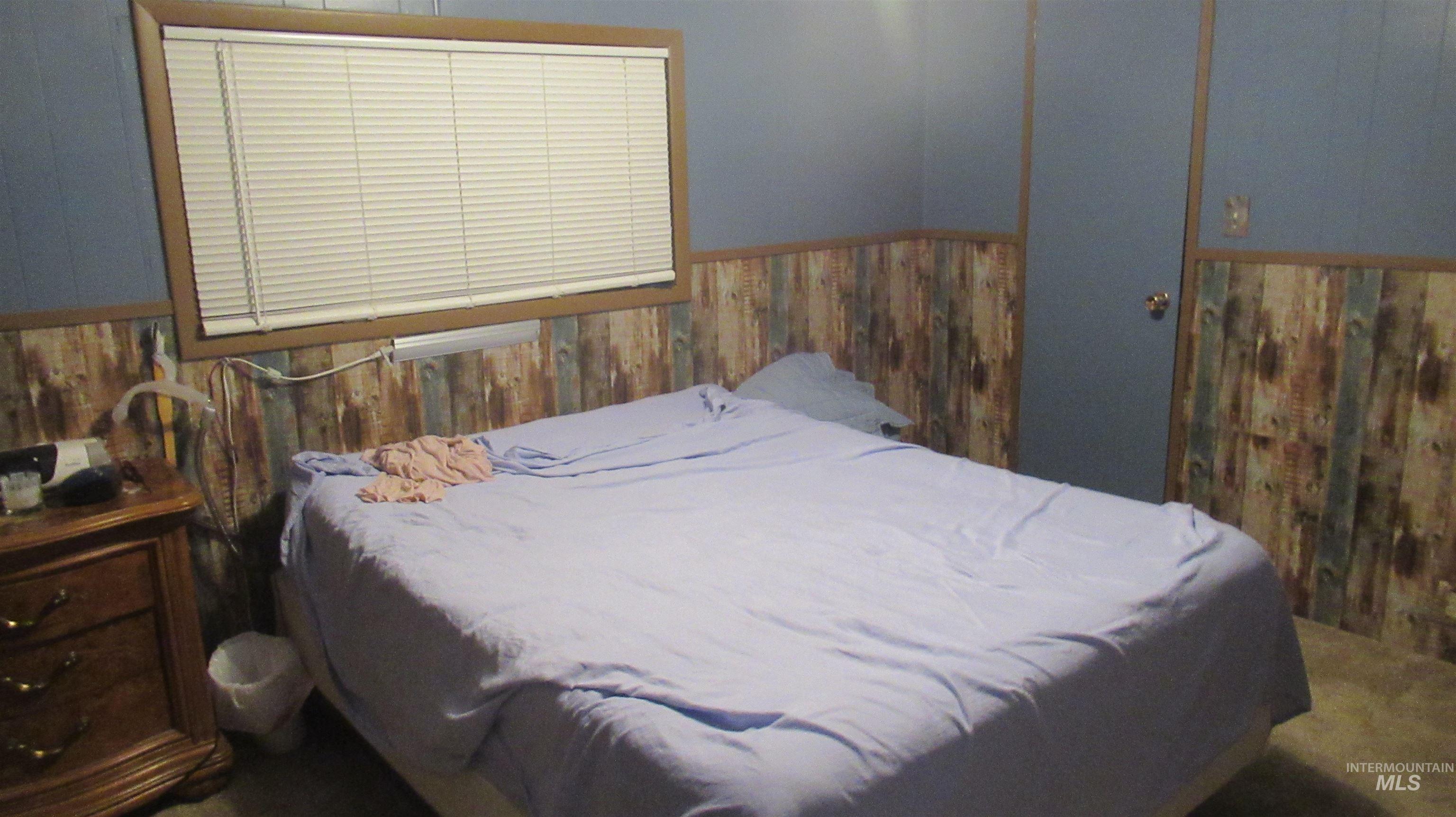 1109 W D Property Photo 7