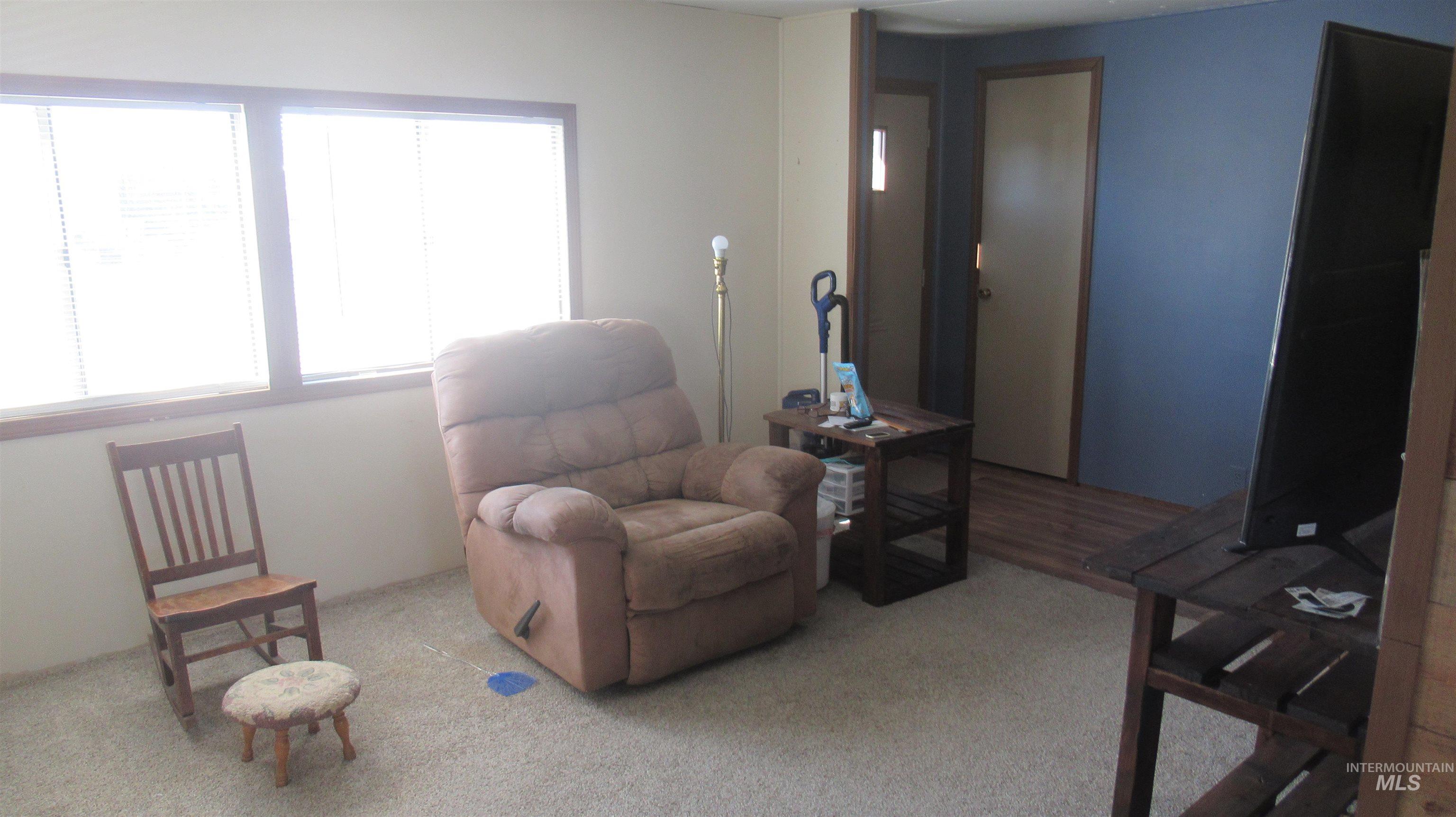 1109 W D Property Photo 11