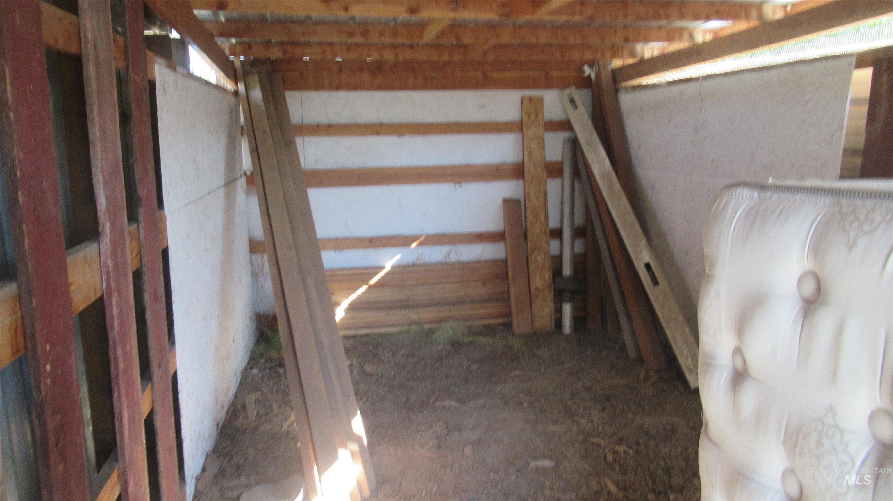 1109 W D Property Photo 19