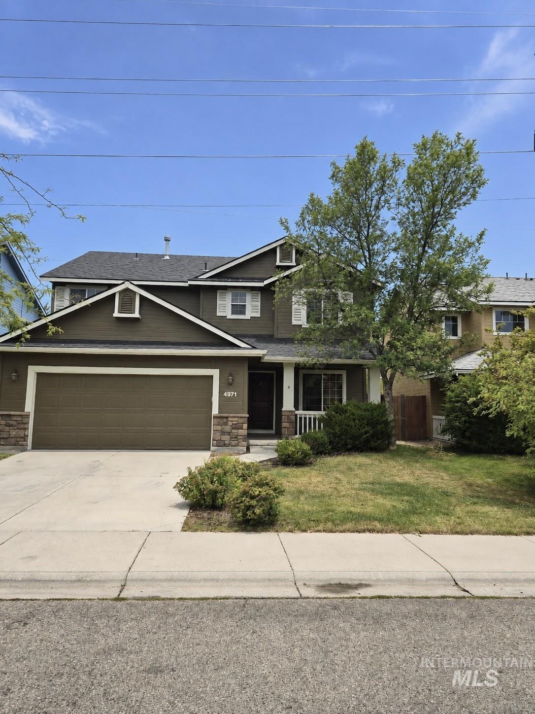 4971 E Geranium
