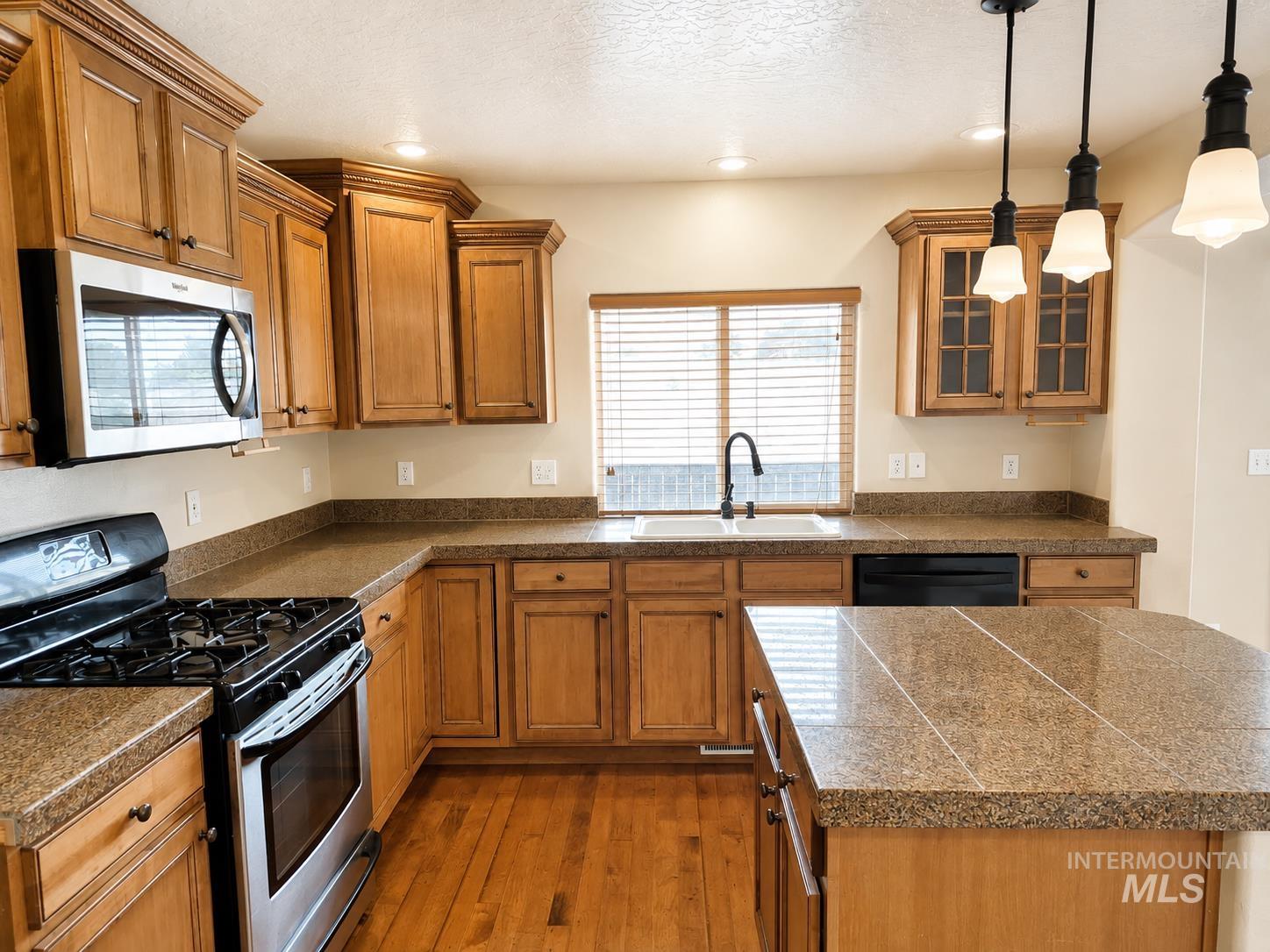 4971 E Geranium Property Photo 5