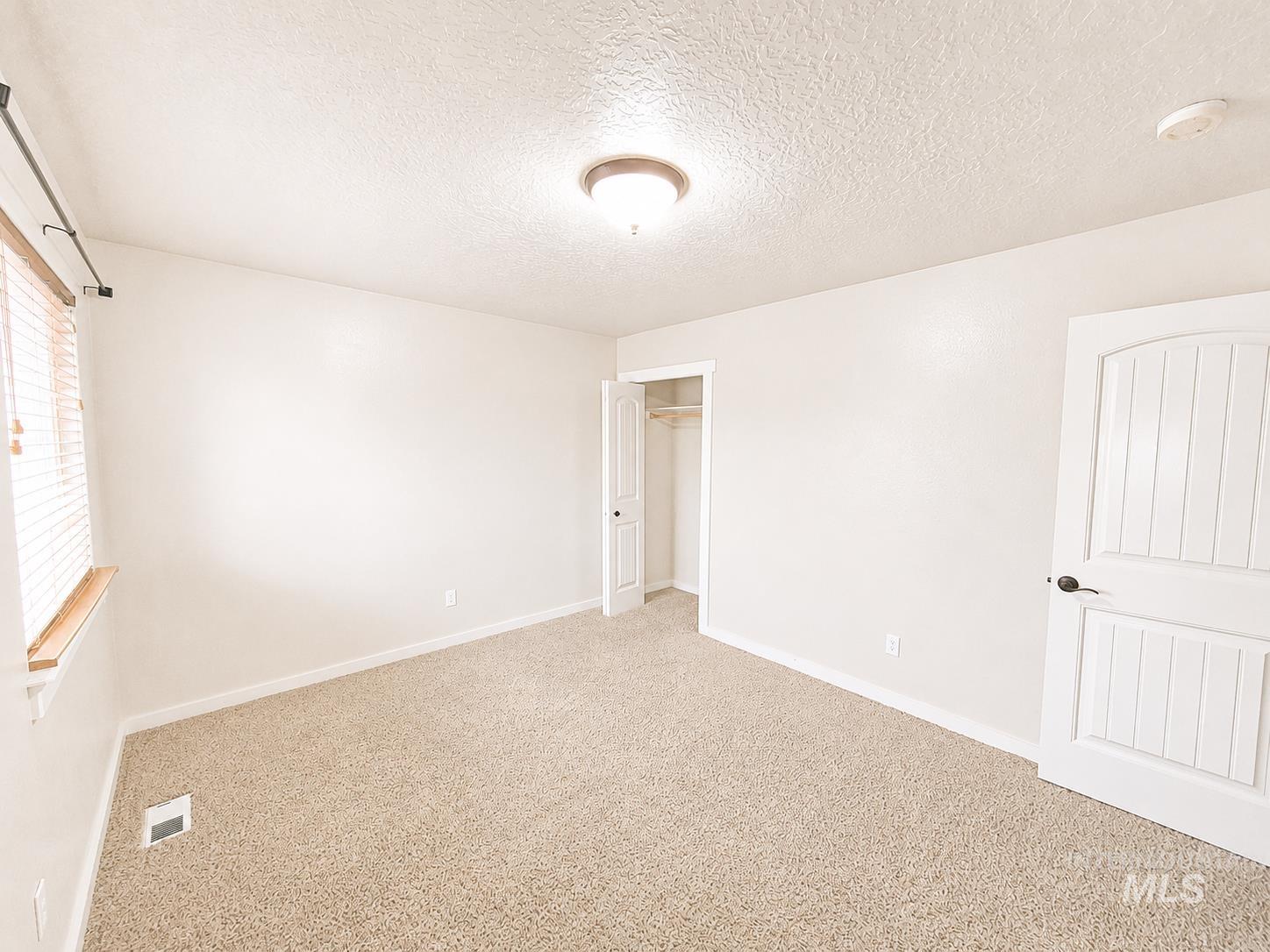 4971 E Geranium Property Photo 14