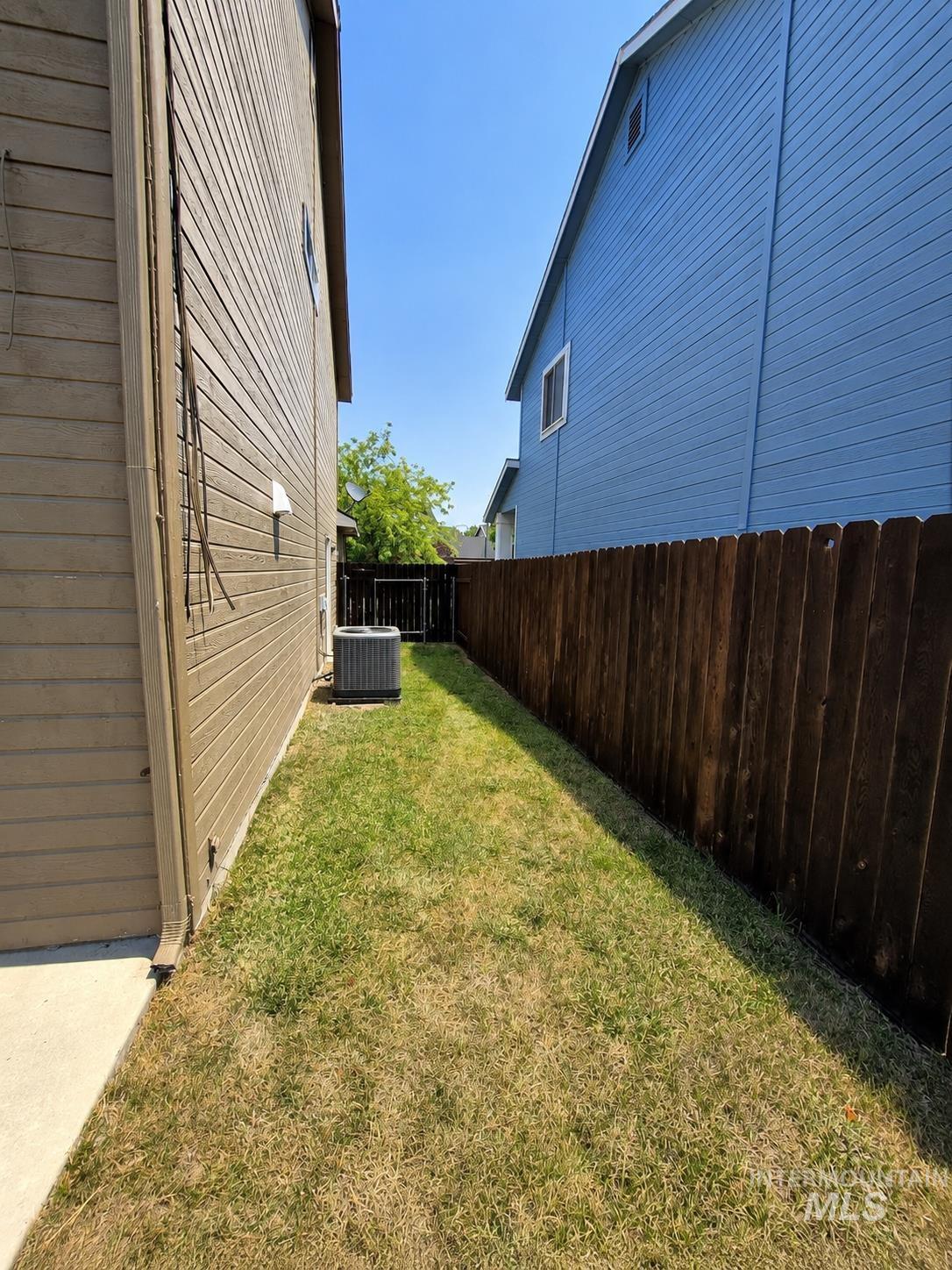 4971 E Geranium Property Photo 32