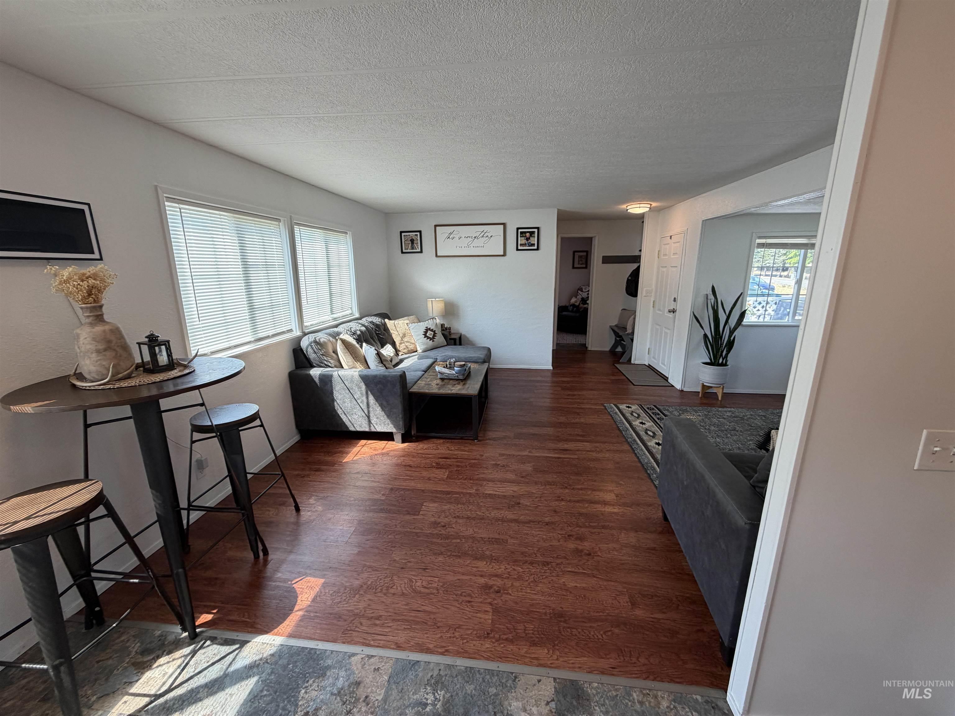 411 N Almon #409 Property Photo 15