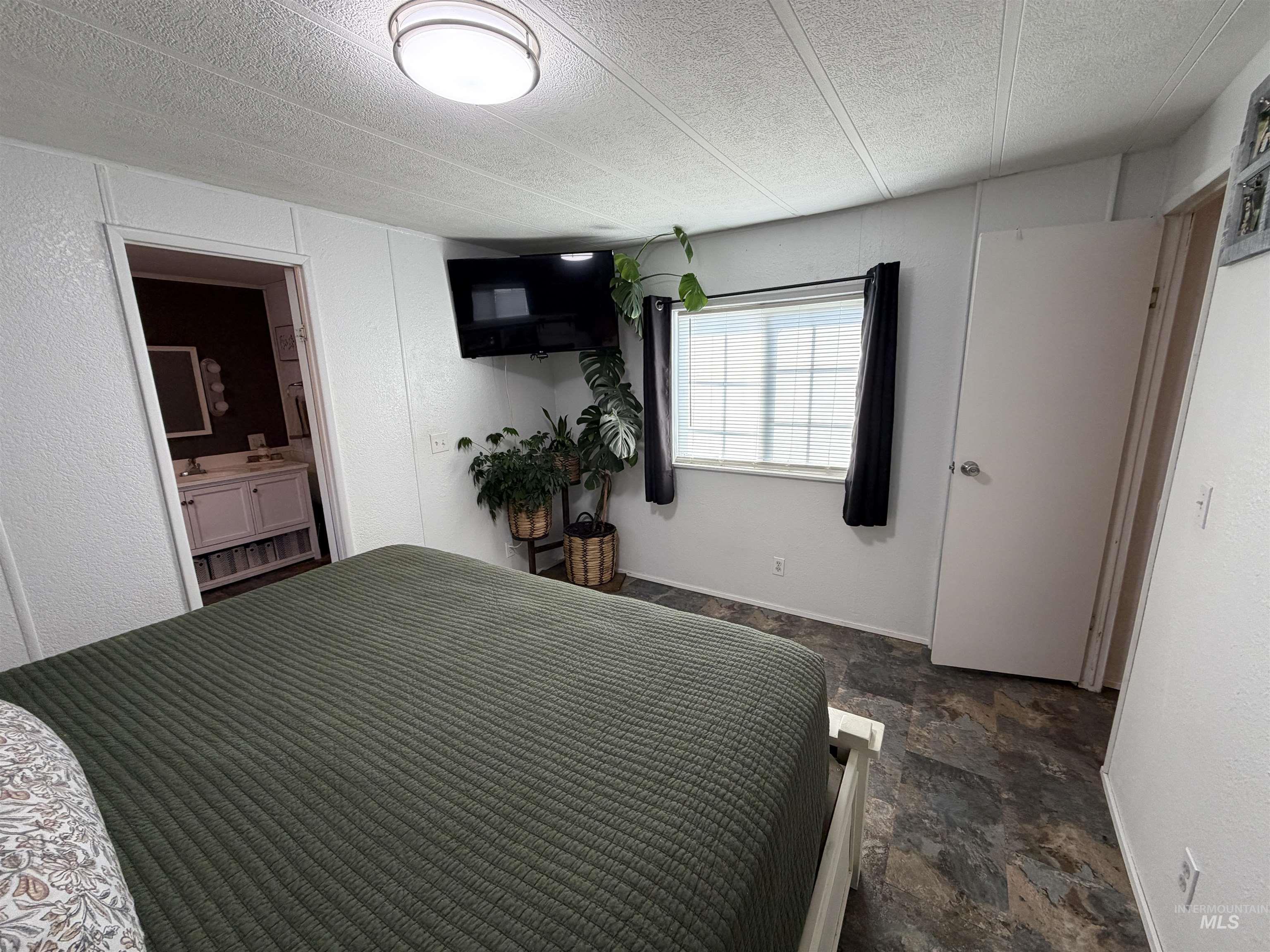 411 N Almon #409 Property Photo 19