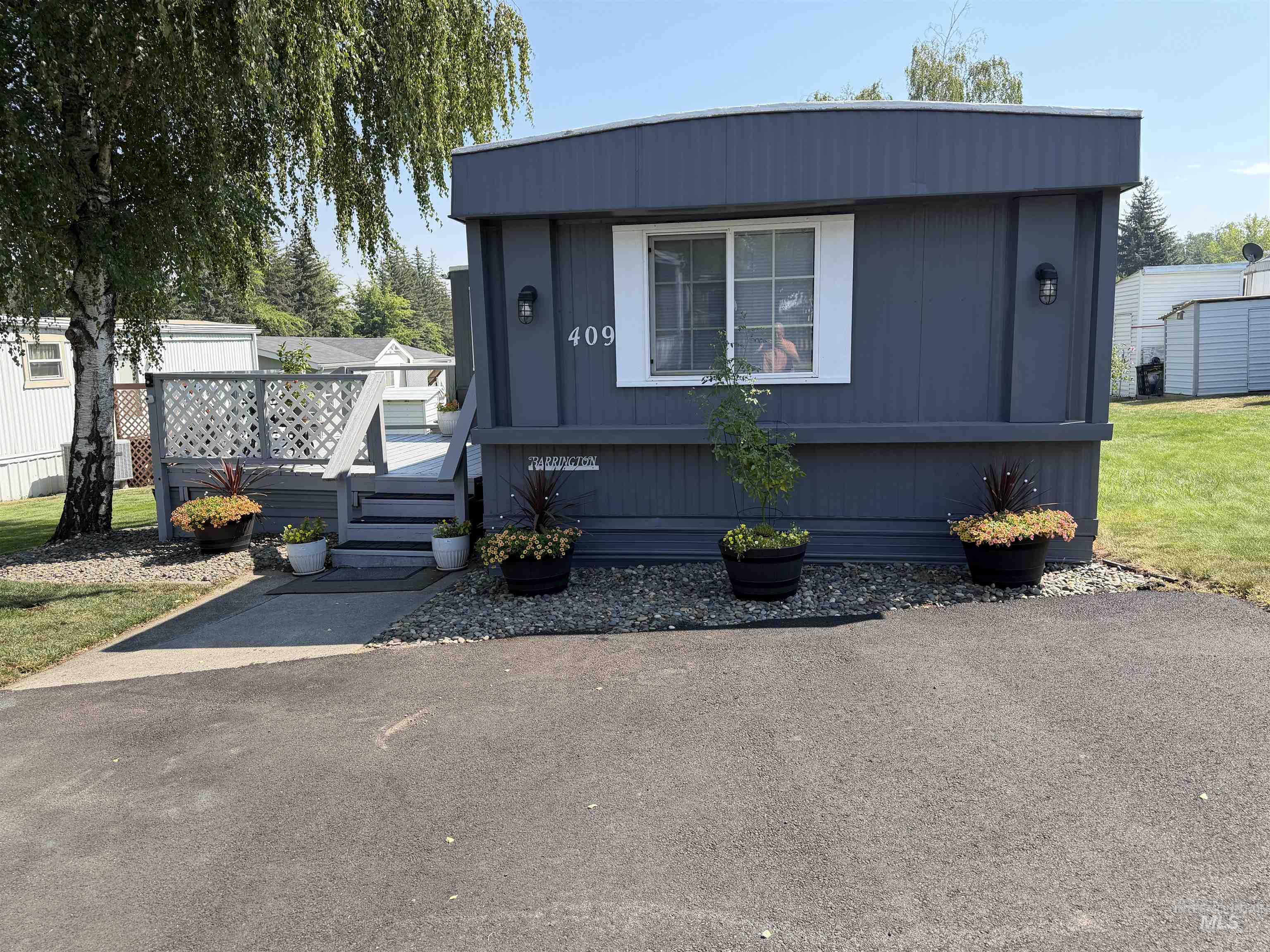 411 N Almon #409 Property Photo 34