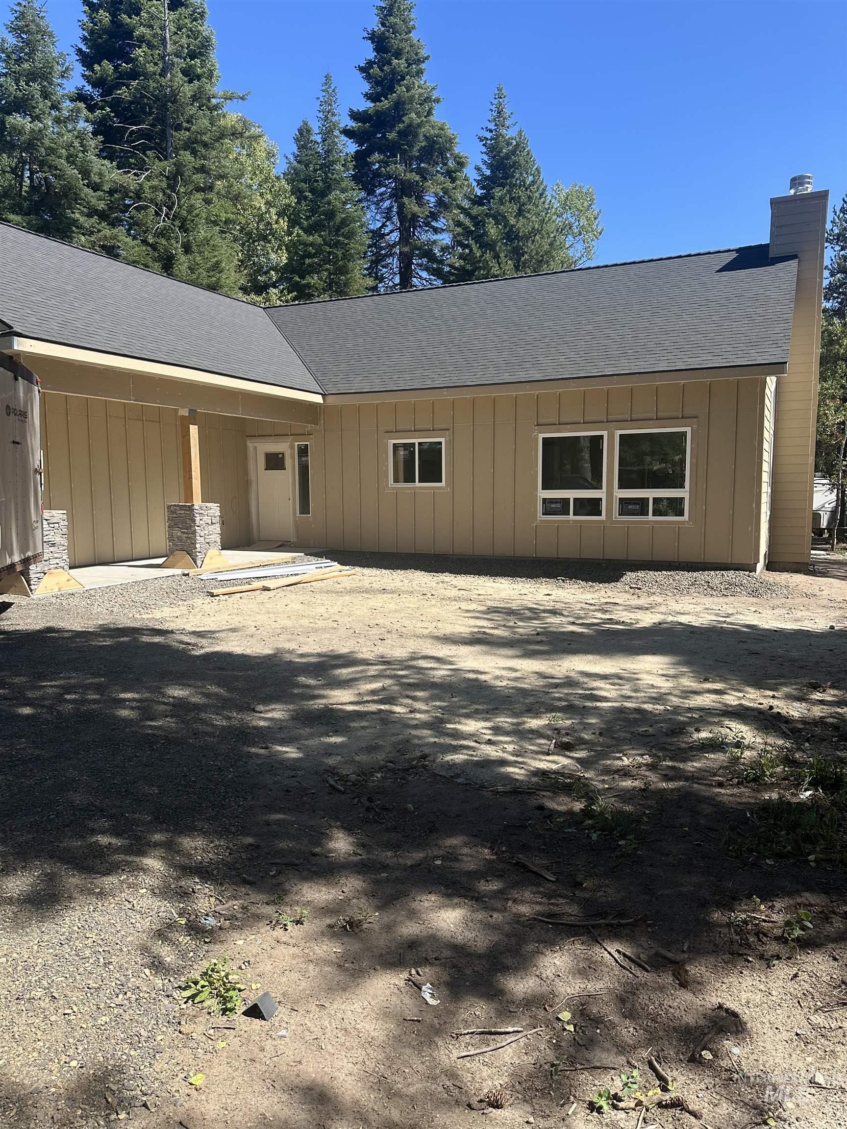 1760 Warren Wagon Rd Property Photo 1