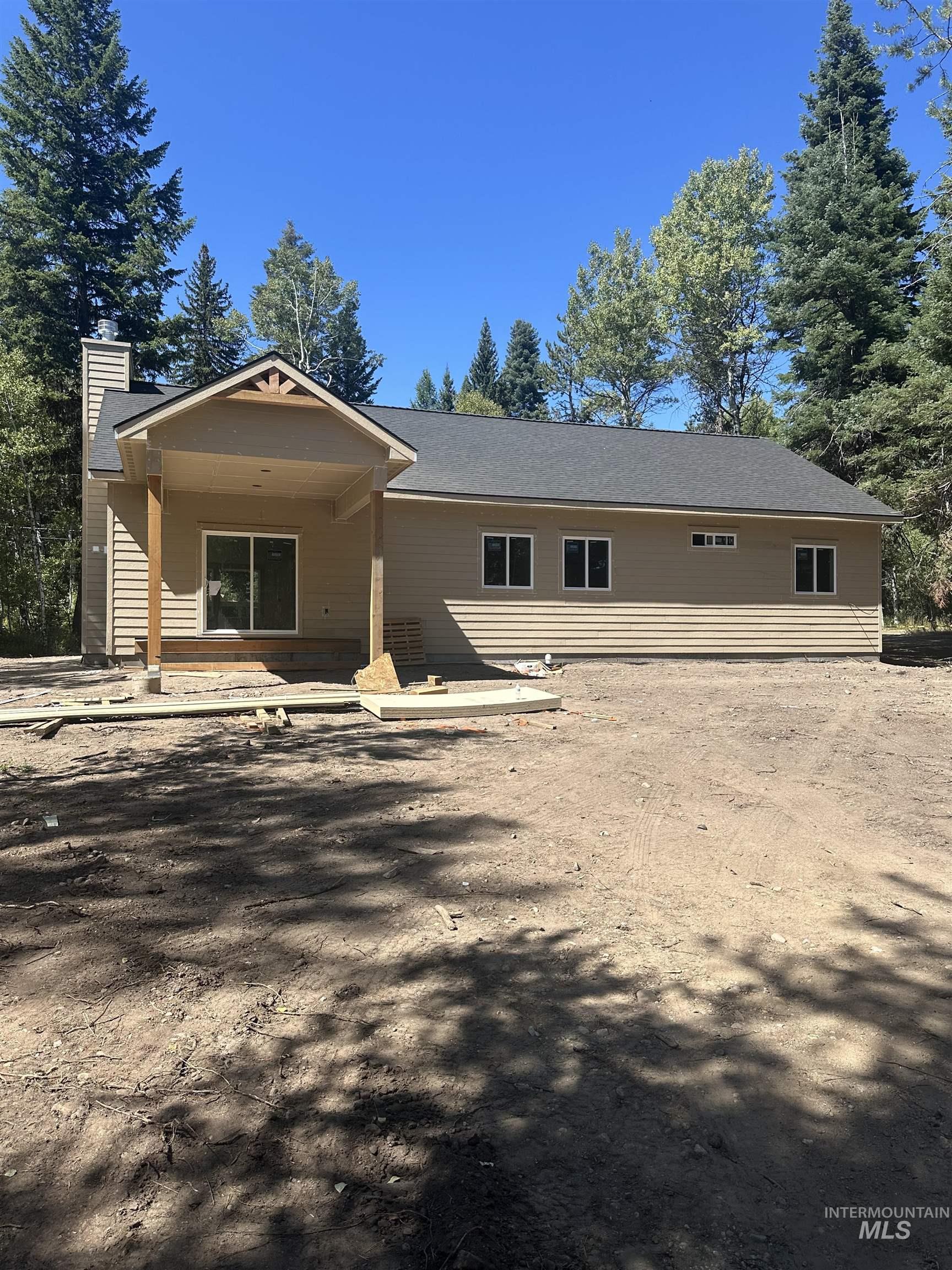 1760 Warren Wagon Rd Property Photo 3