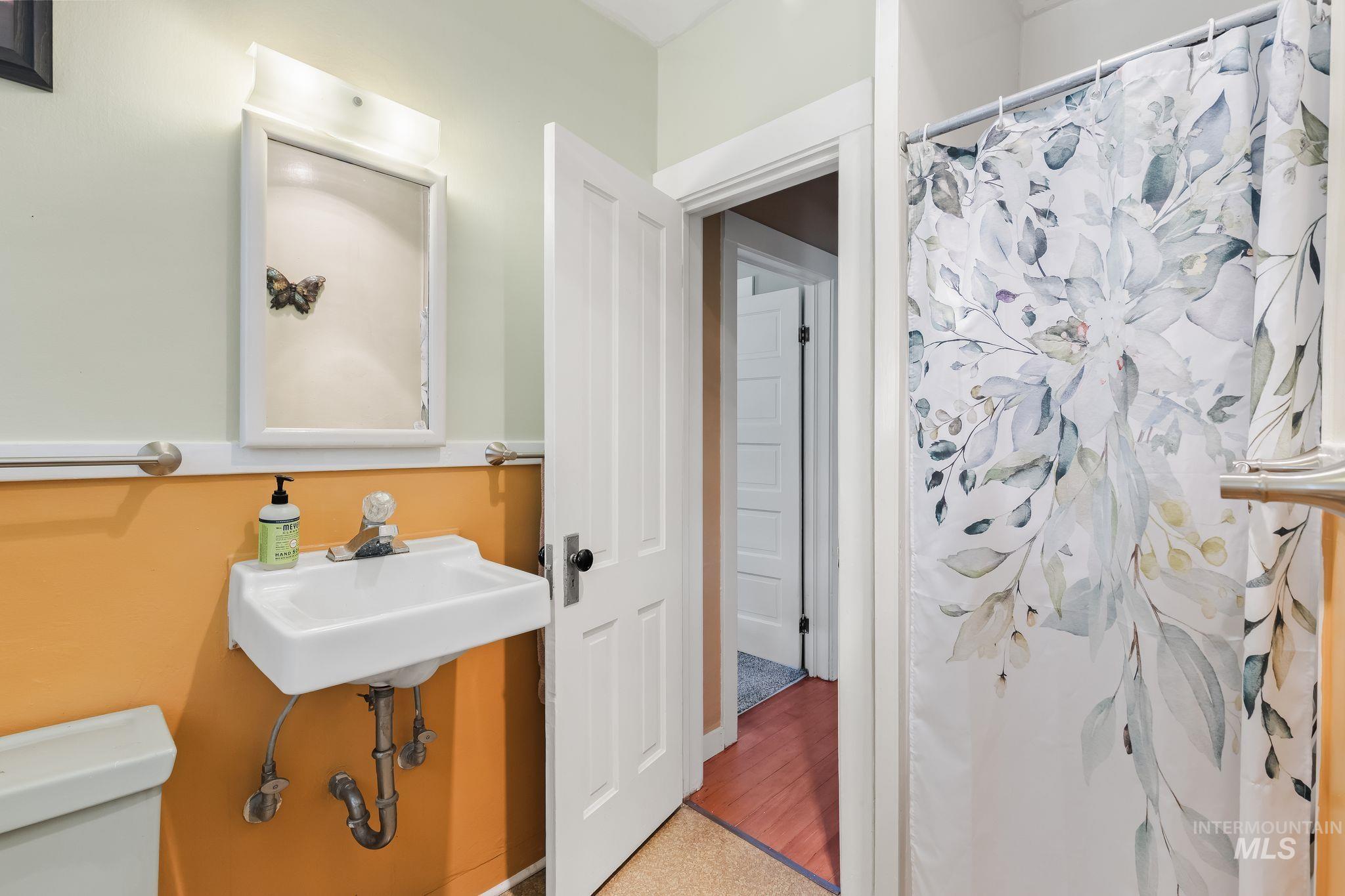 1069 Post Lane Property Photo 13