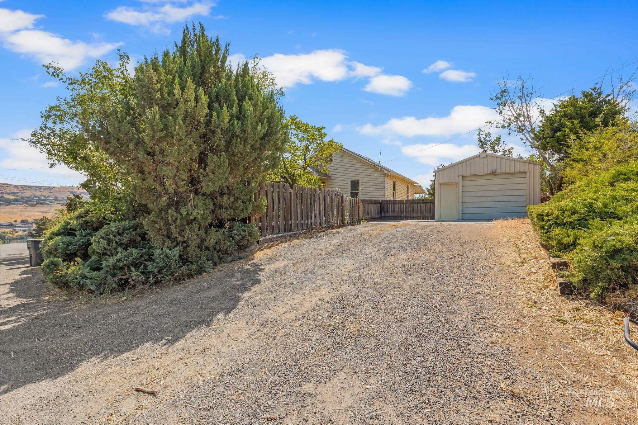1069 Post Lane Property Photo 29