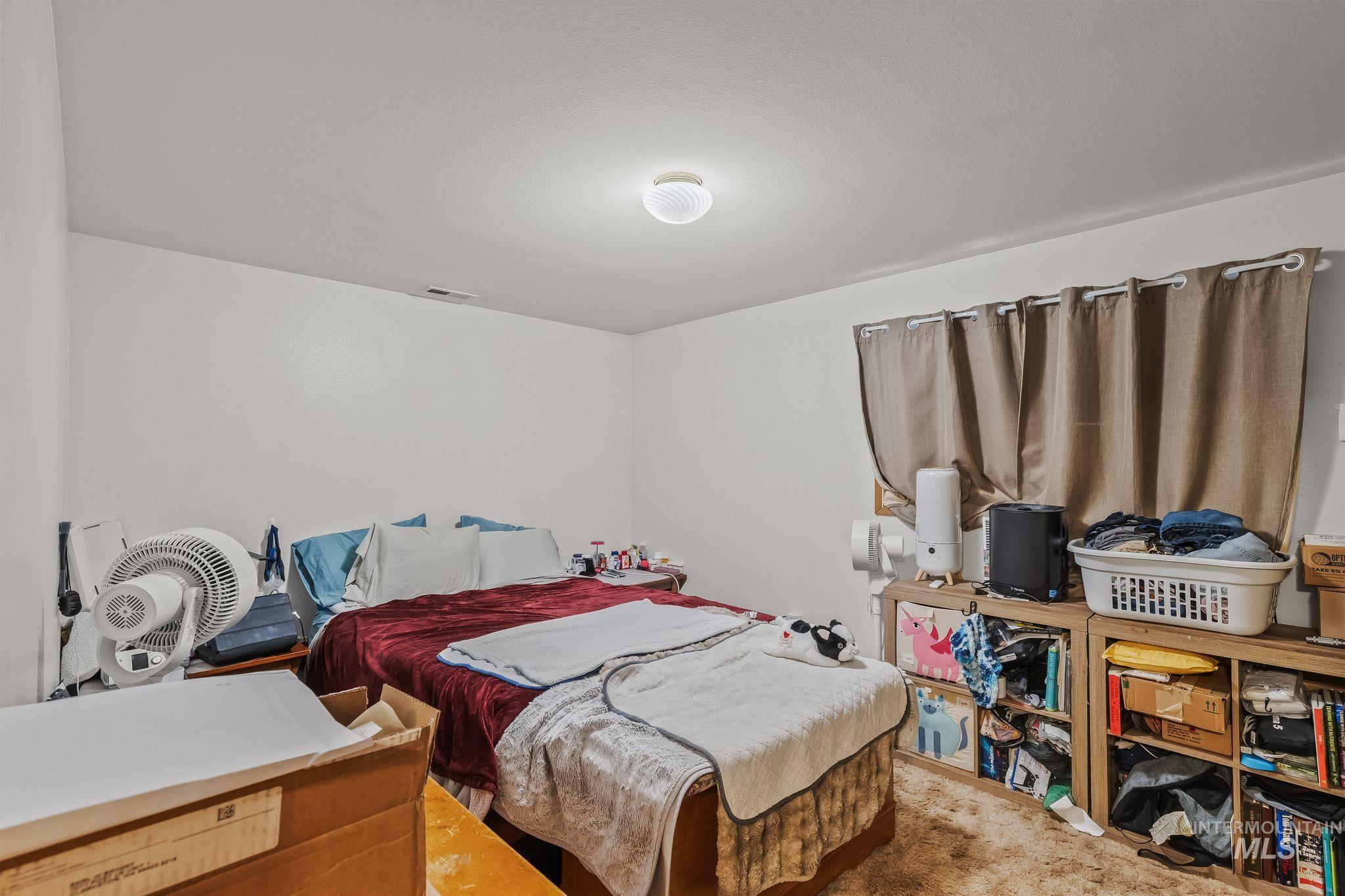 1071 Post Lane Property Photo 6