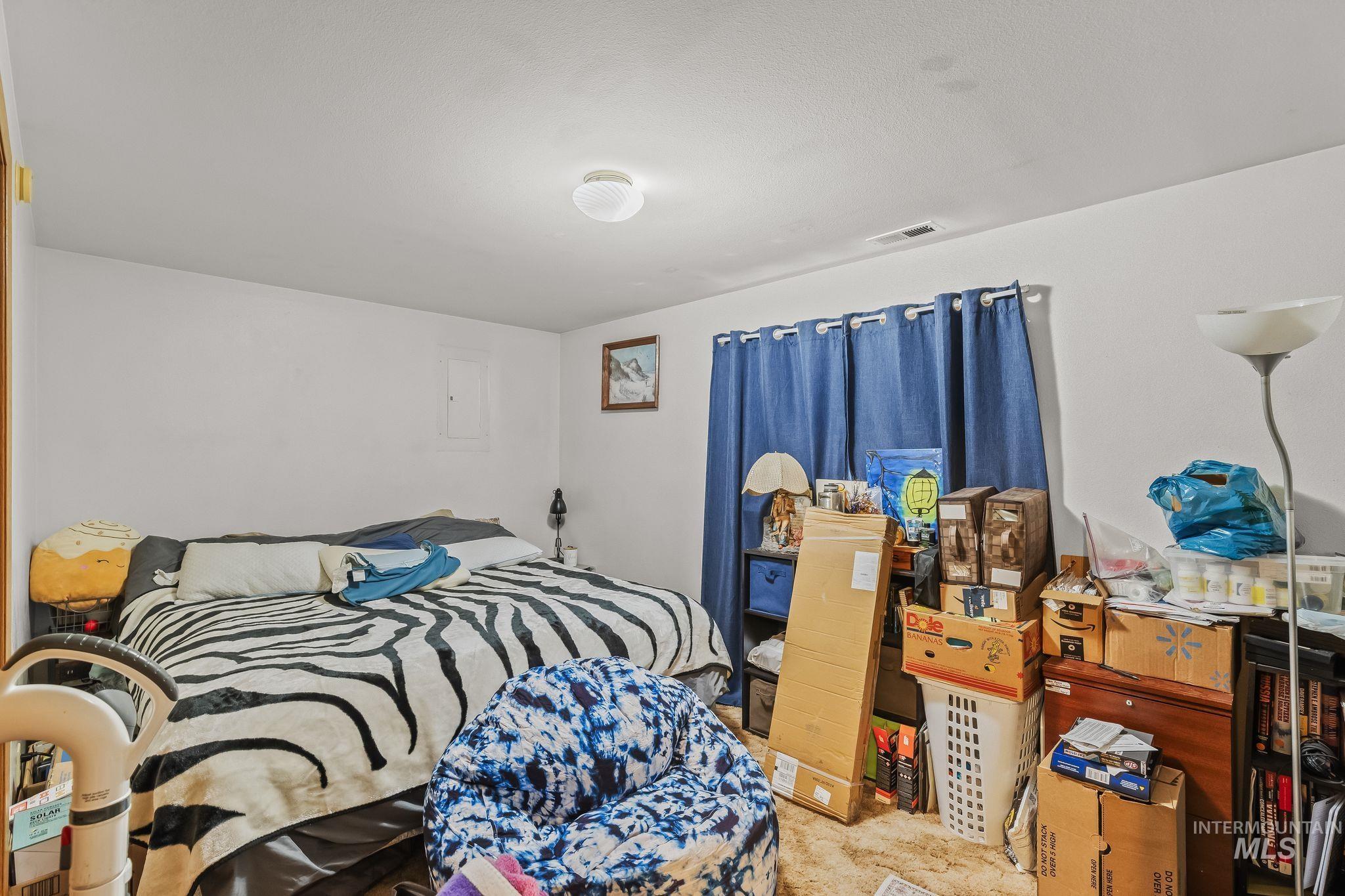 1071 Post Lane Property Photo 7