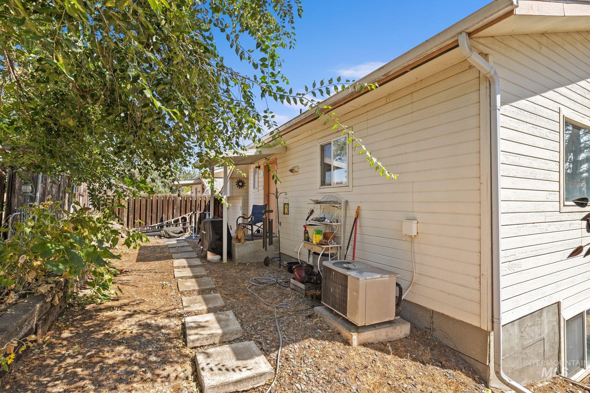 1071 Post Lane Property Photo 16