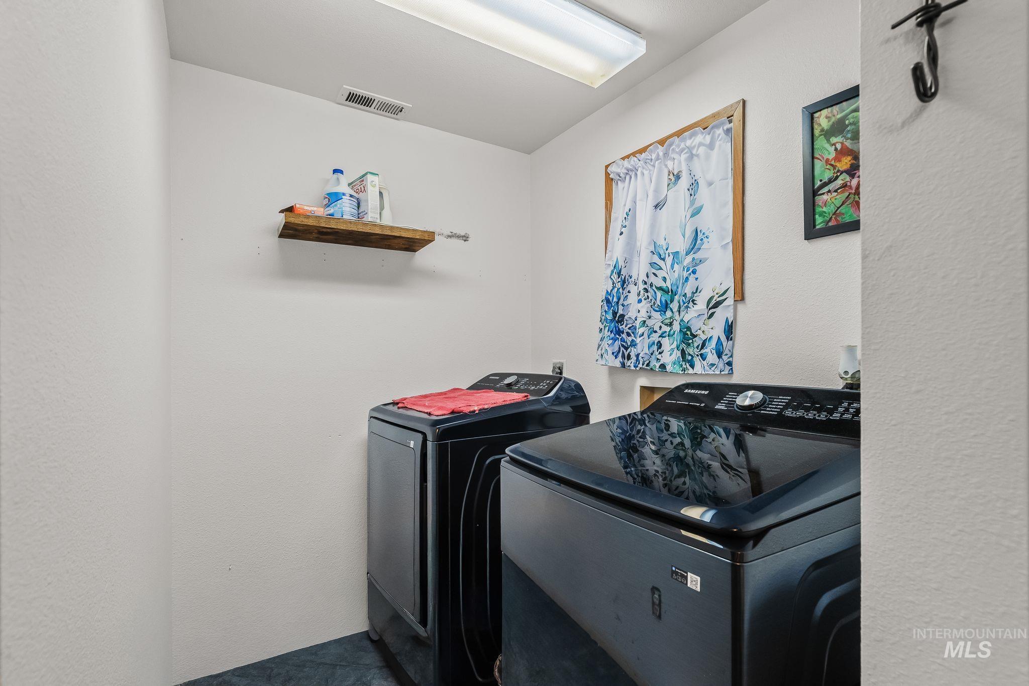 1071 Post Lane Property Photo 25