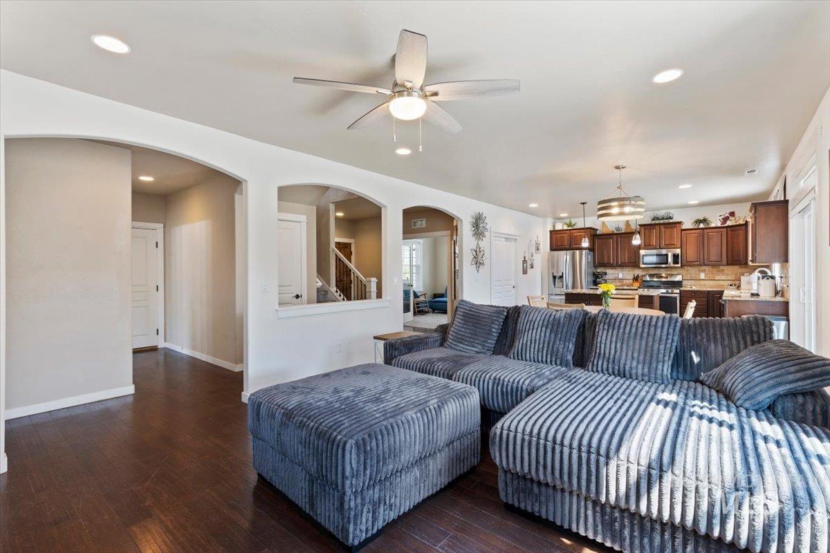 6671 E Black Gold St Property Photo 7