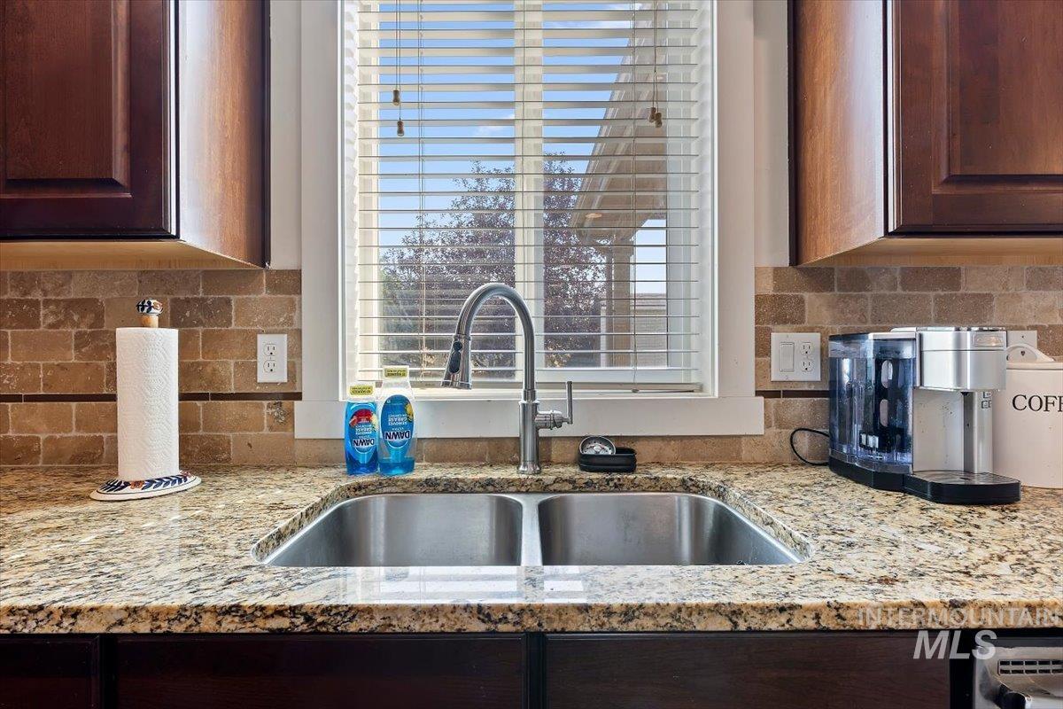 6671 E Black Gold St Property Photo 12