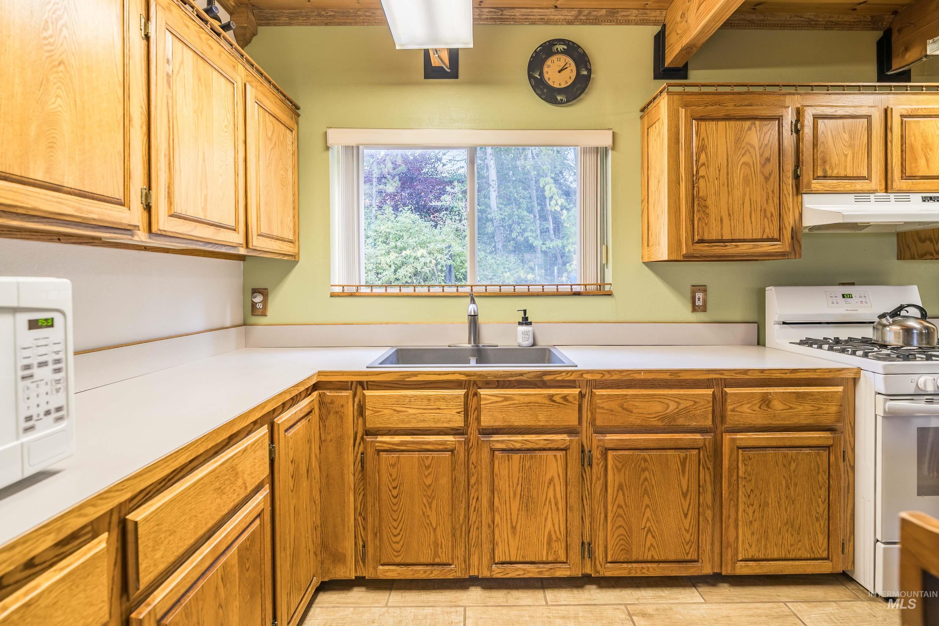 65 S Quartz Property Photo 11