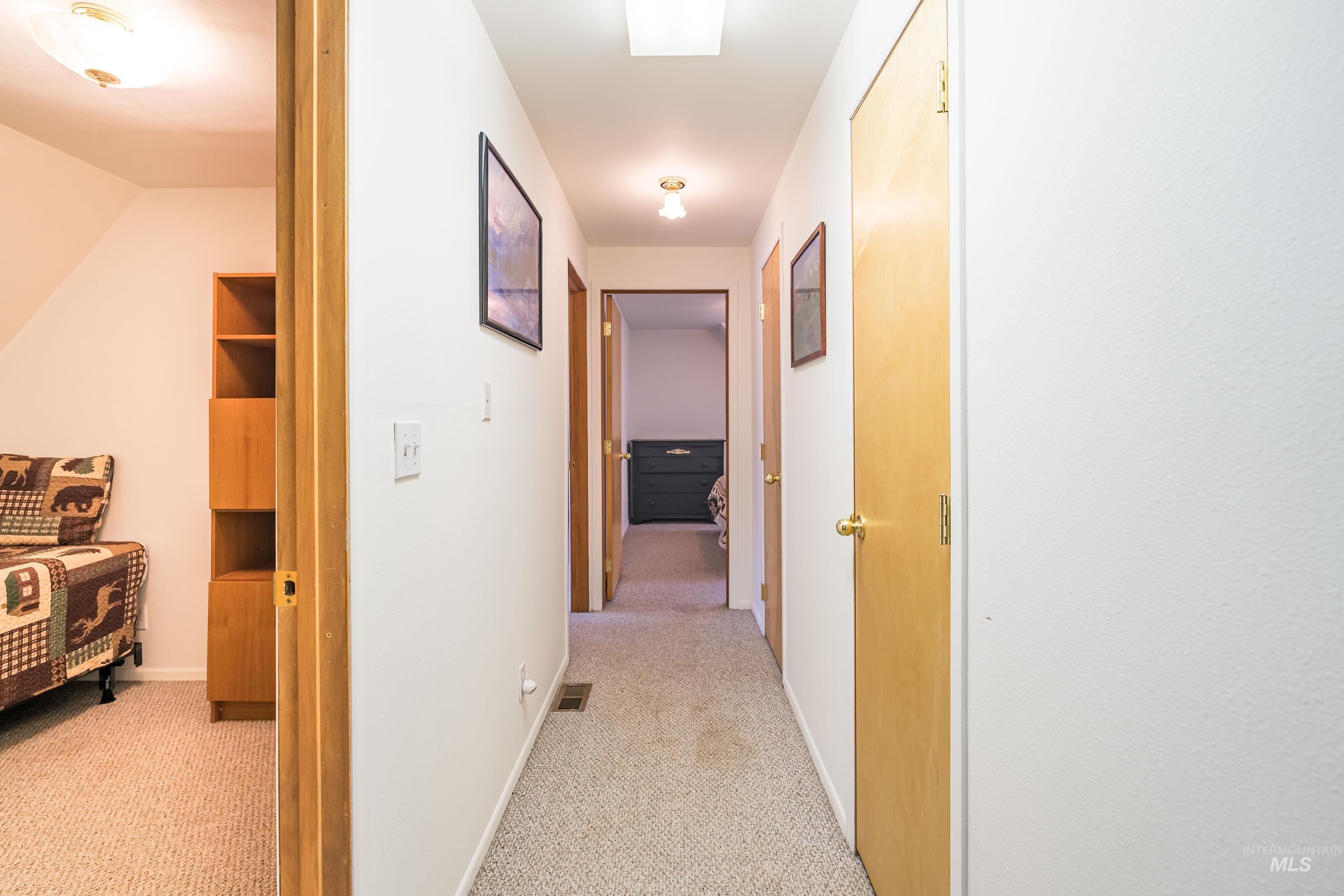65 S Quartz Property Photo 18