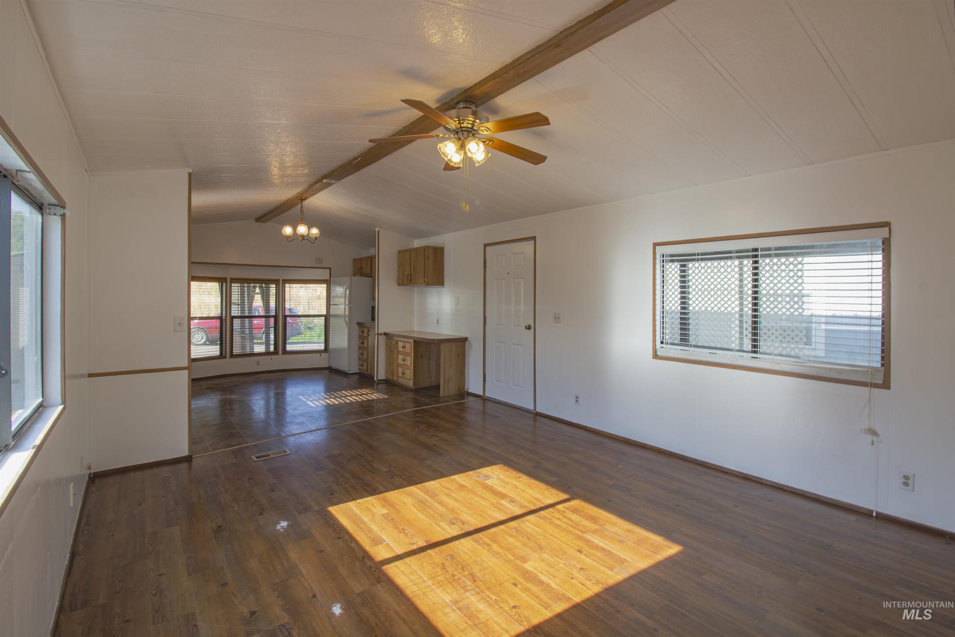 3100 Alden Road Property Photo 6
