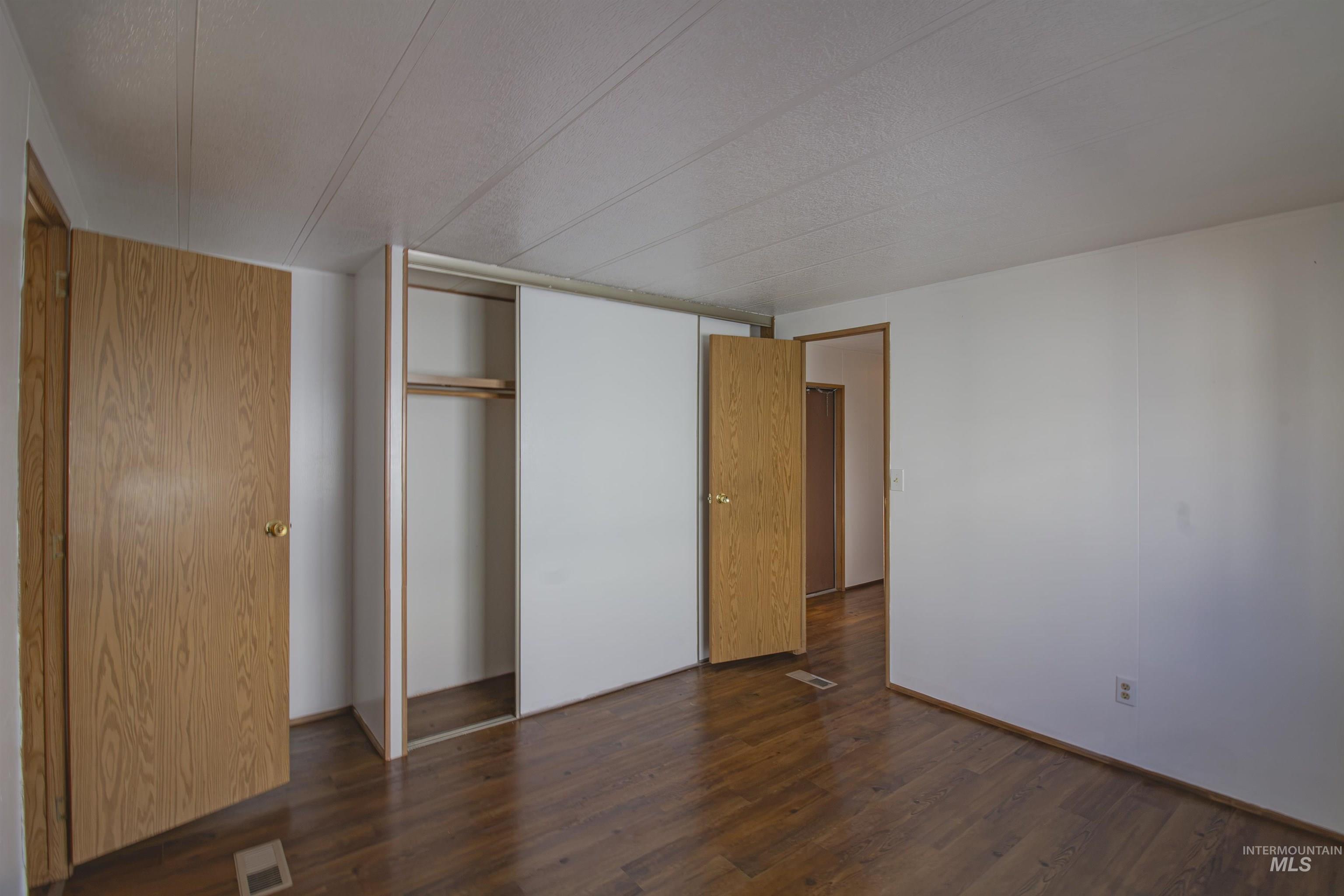 3100 Alden Road Property Photo 10