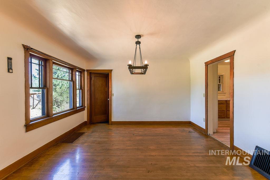 1670 Flannigan Crk Rd Property Photo 9