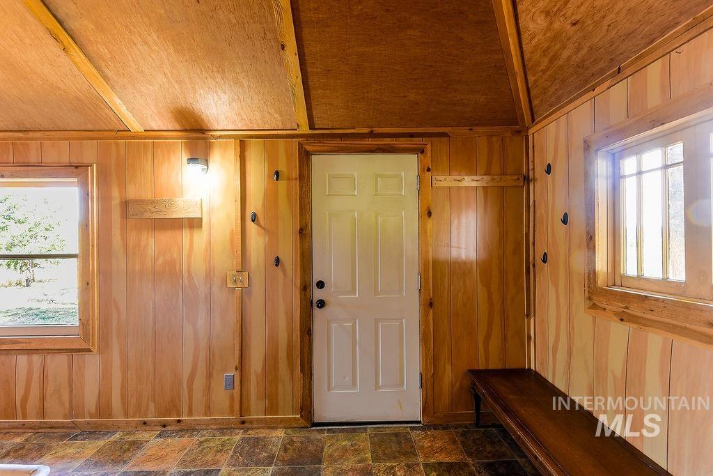 1670 Flannigan Crk Rd Property Photo 25