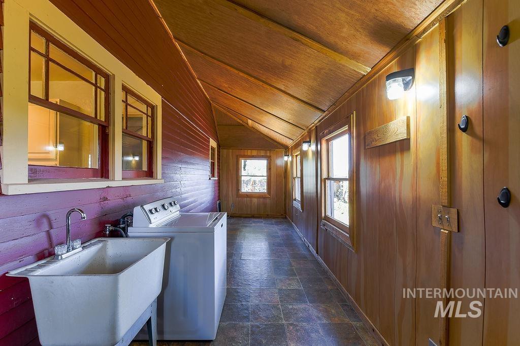 1670 Flannigan Crk Rd Property Photo 26