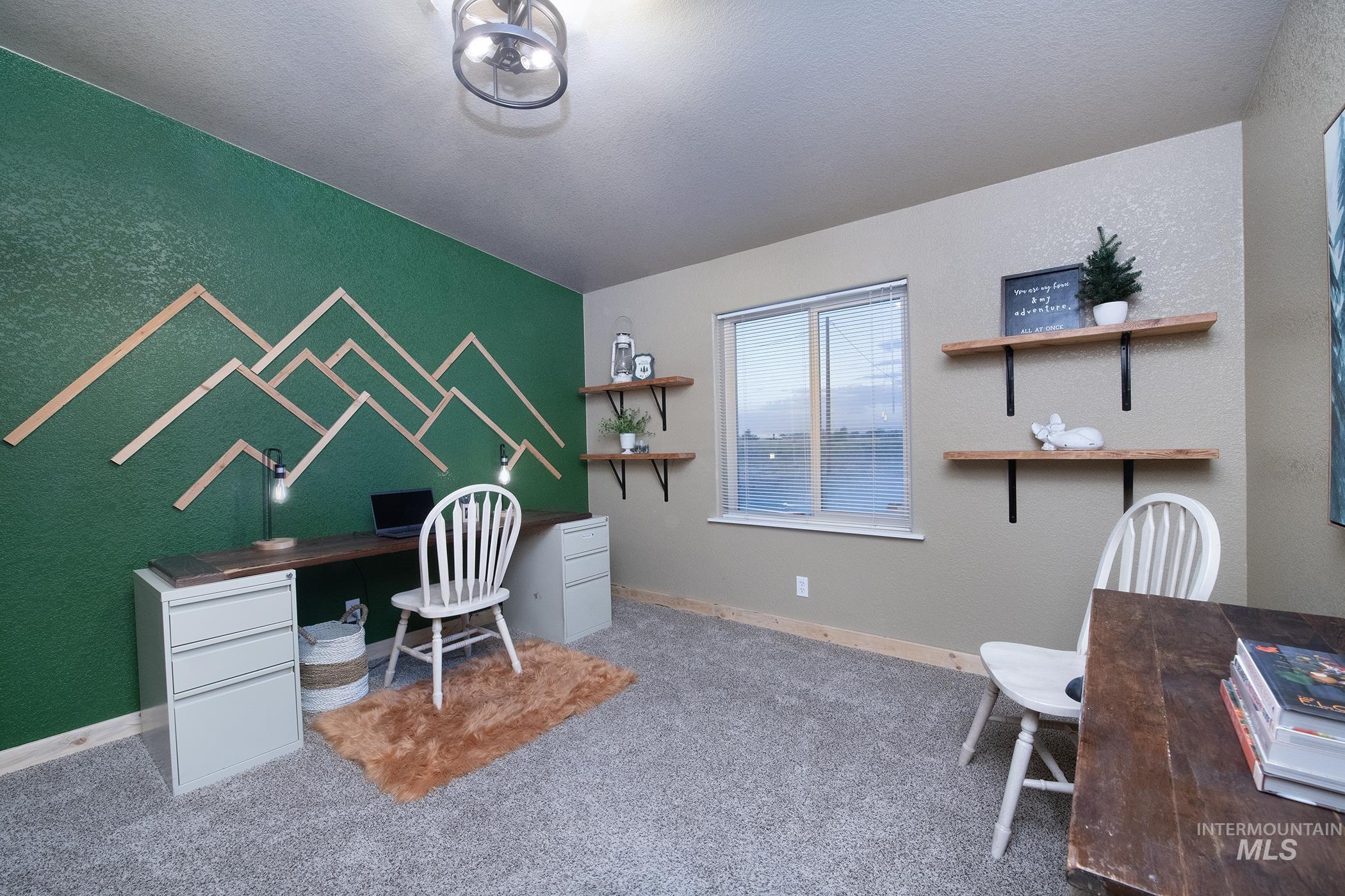 412 Foothill Drive Property Photo 16