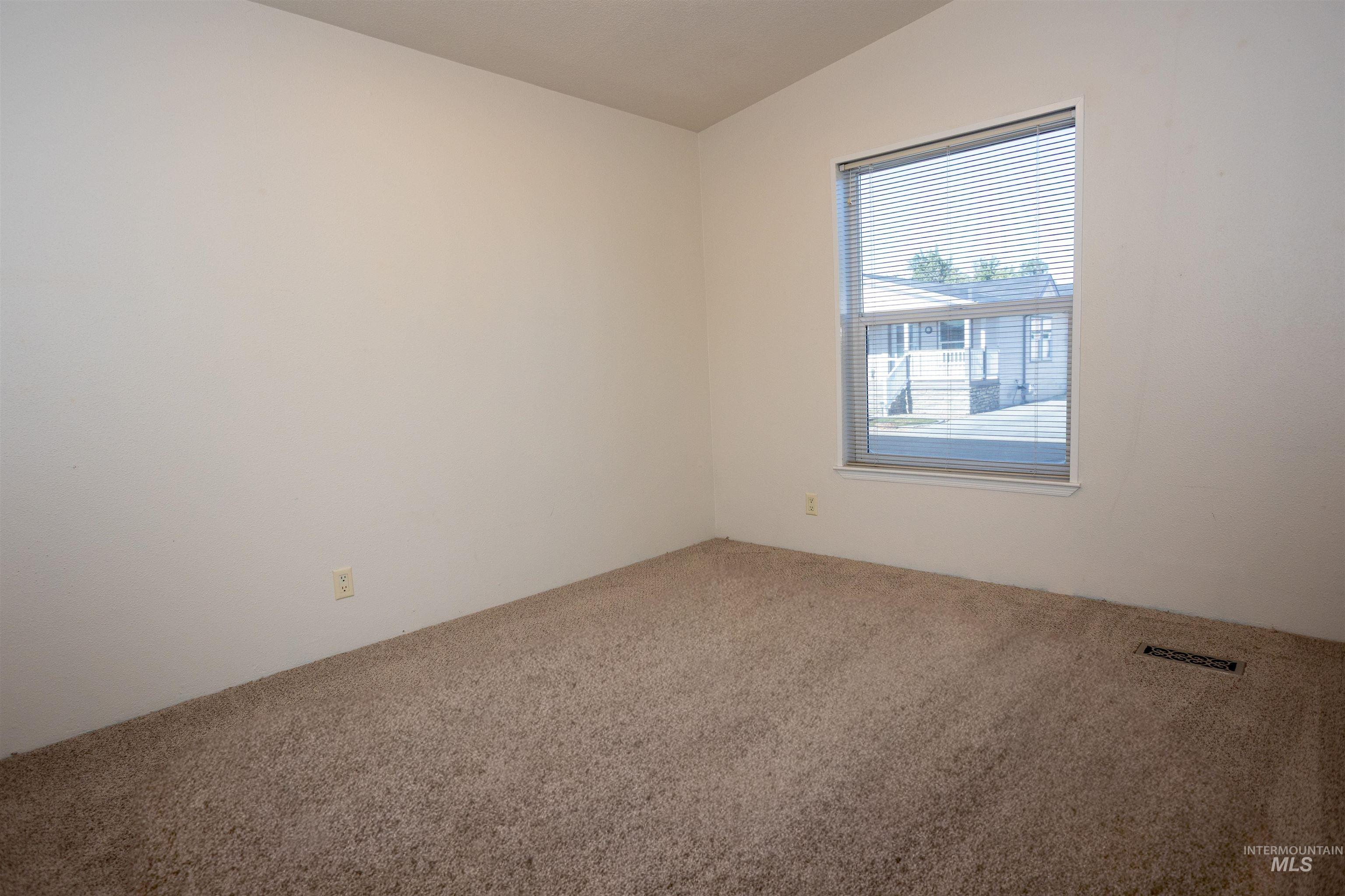 9390 W Ustick #19 Property Photo 26