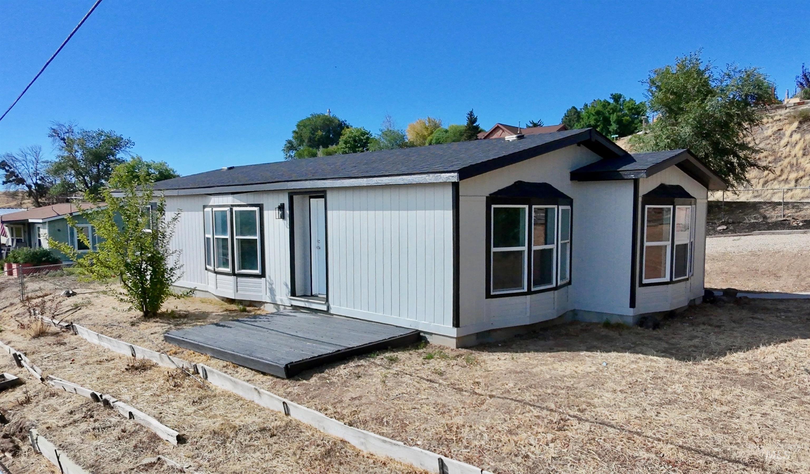 10563 Edgeway Dr Property Photo 32