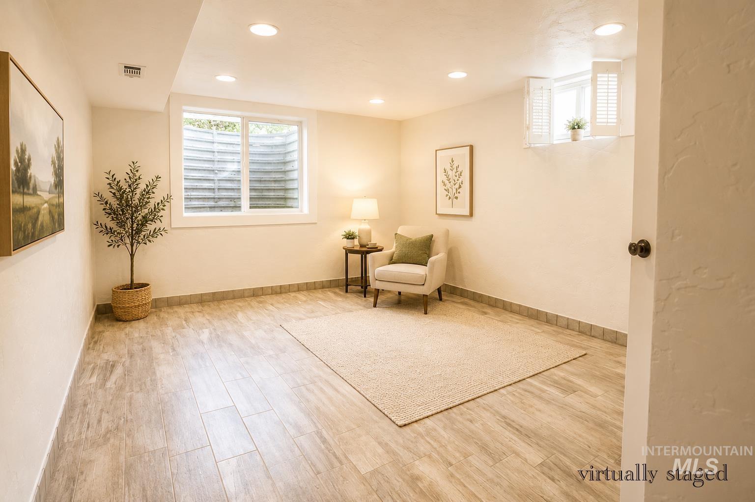 1810 Washington Ave Property Photo 8
