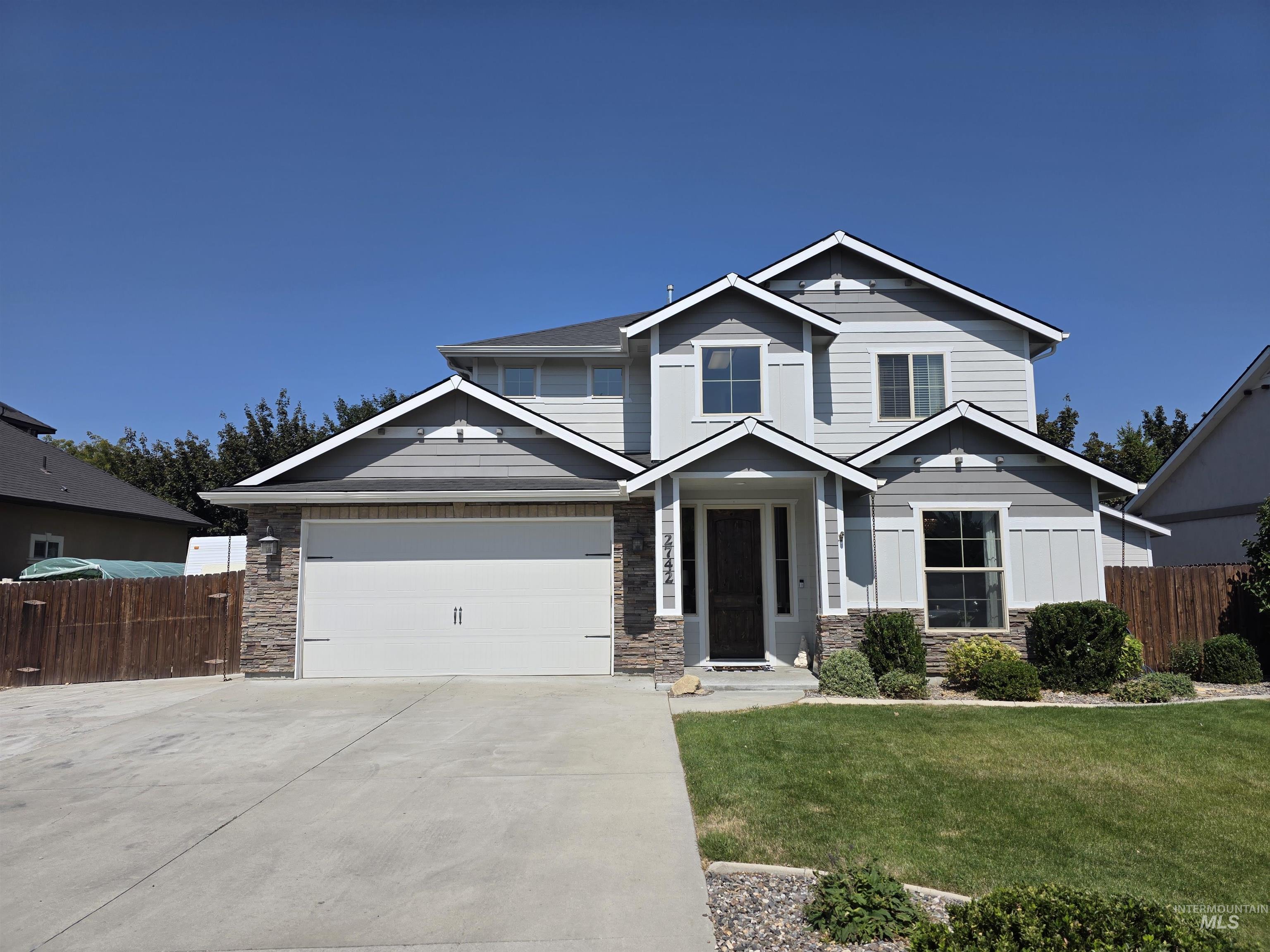 2742 S Kylee Pl