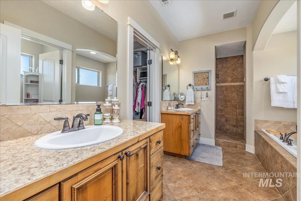2742 S Kylee Pl Property Photo 33