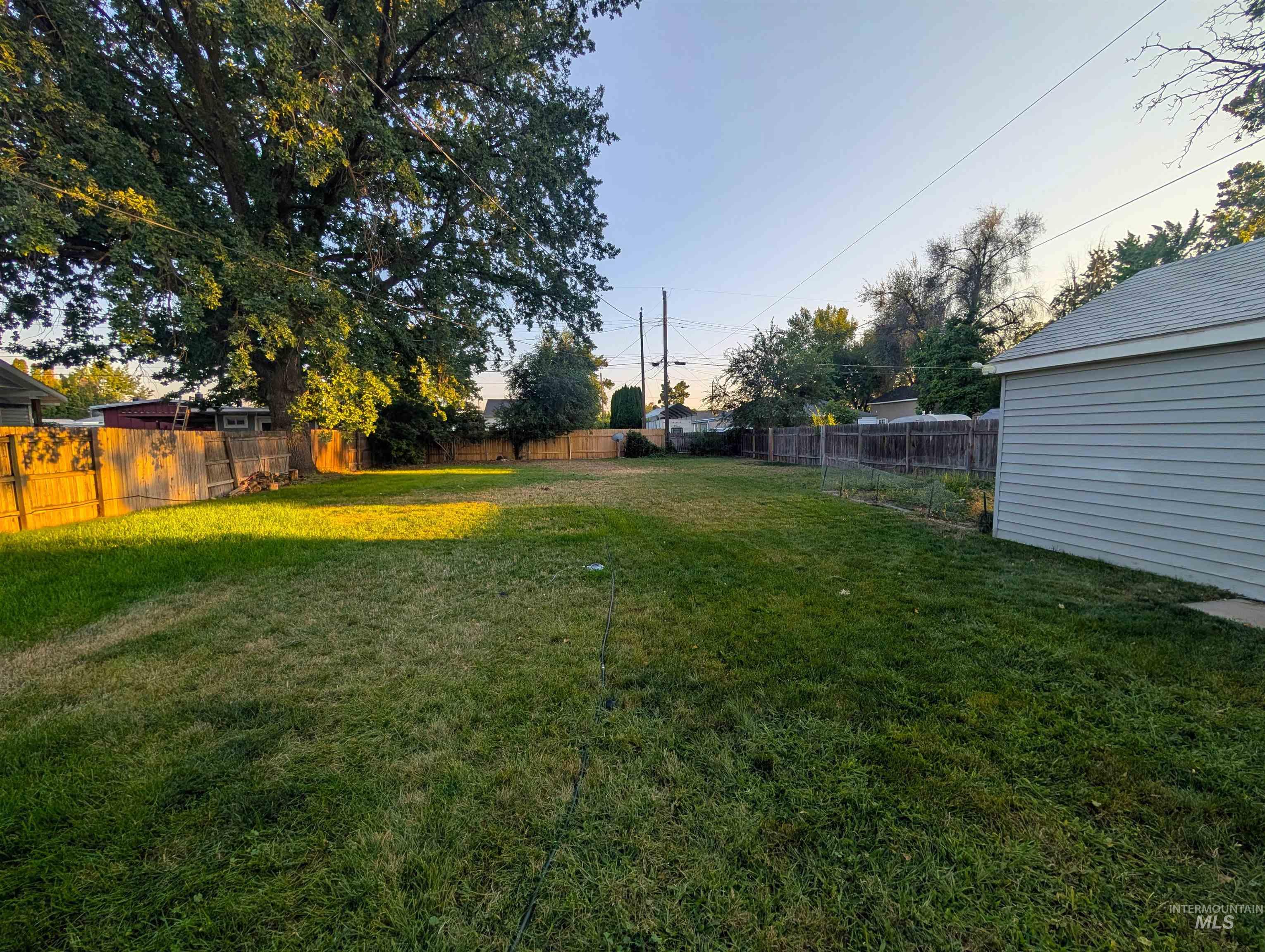 2303 W Judith St Property Photo 16