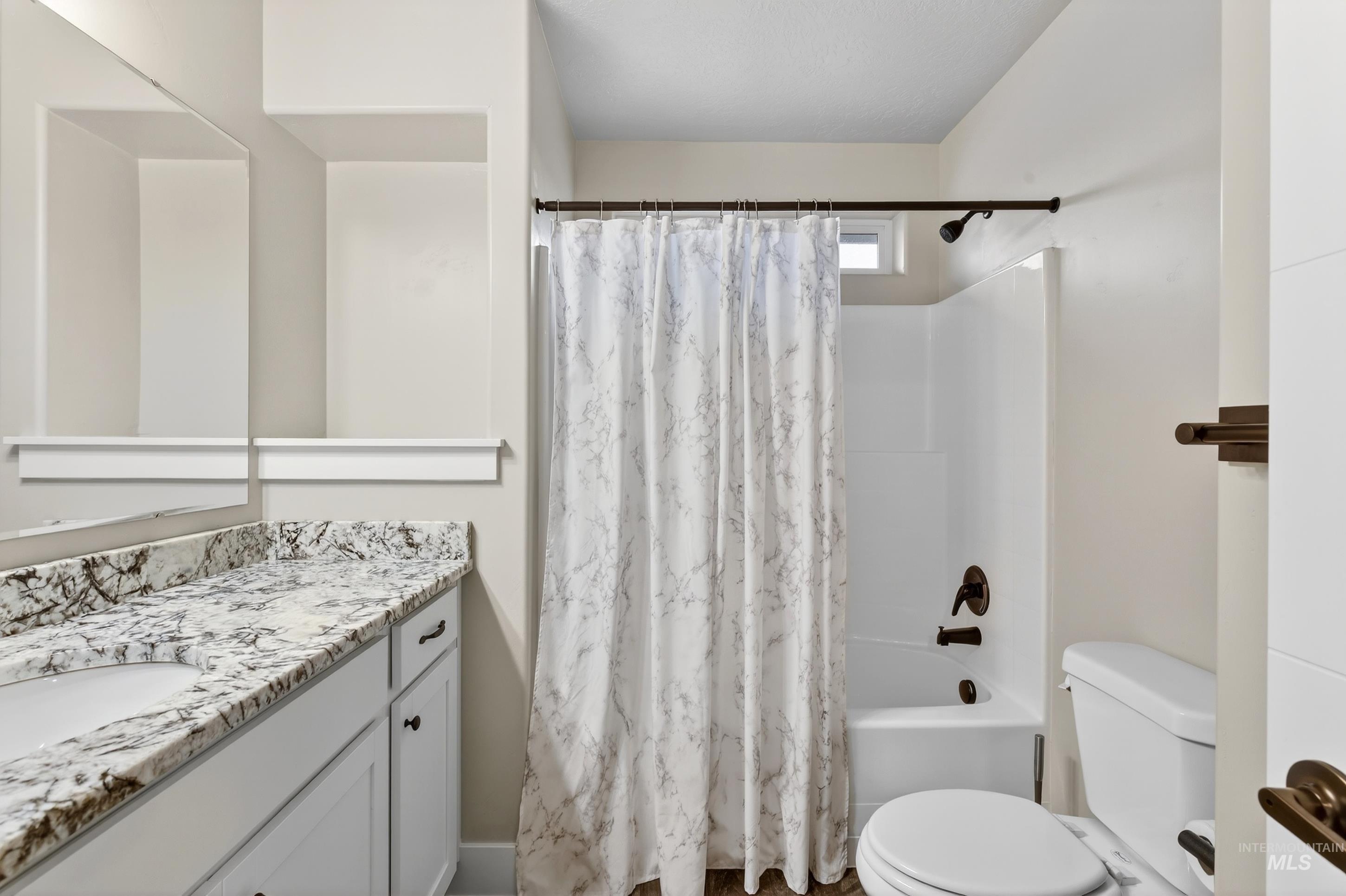 5657 W Song Sparrow St Property Photo 28