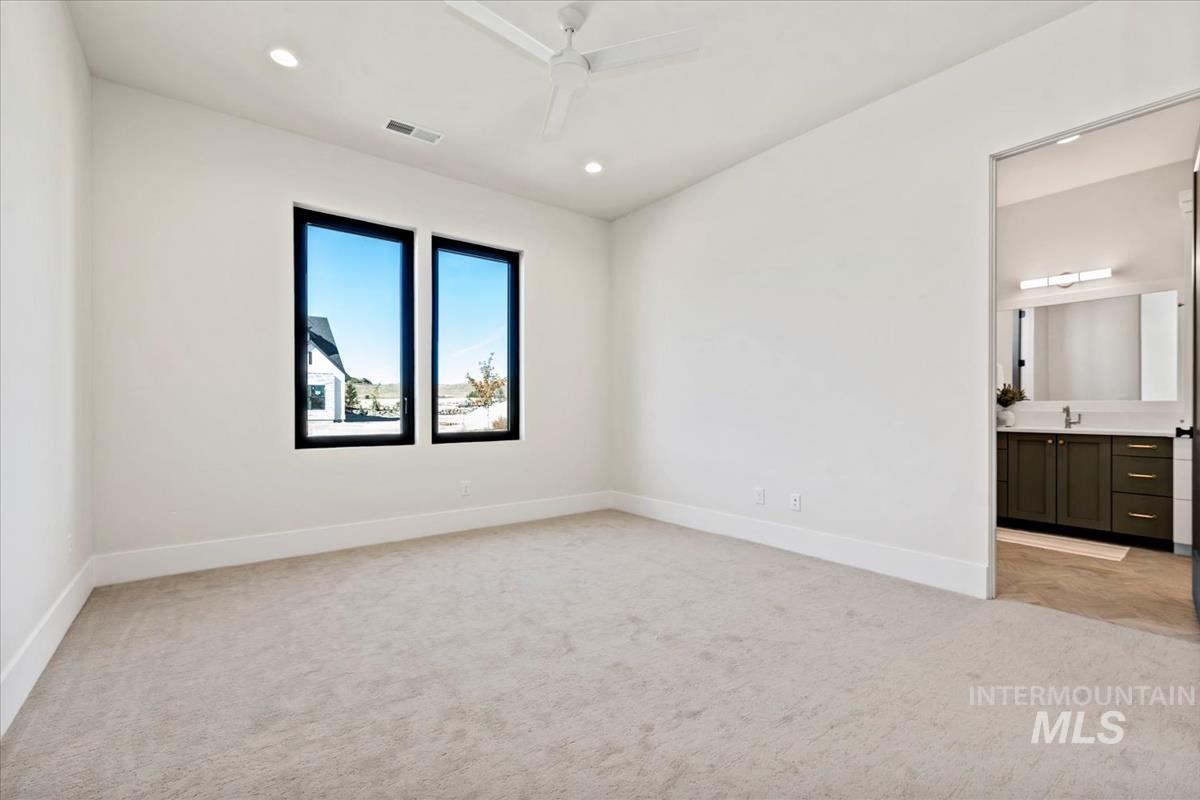 3718 N Harvest Moon Way Property Photo 29