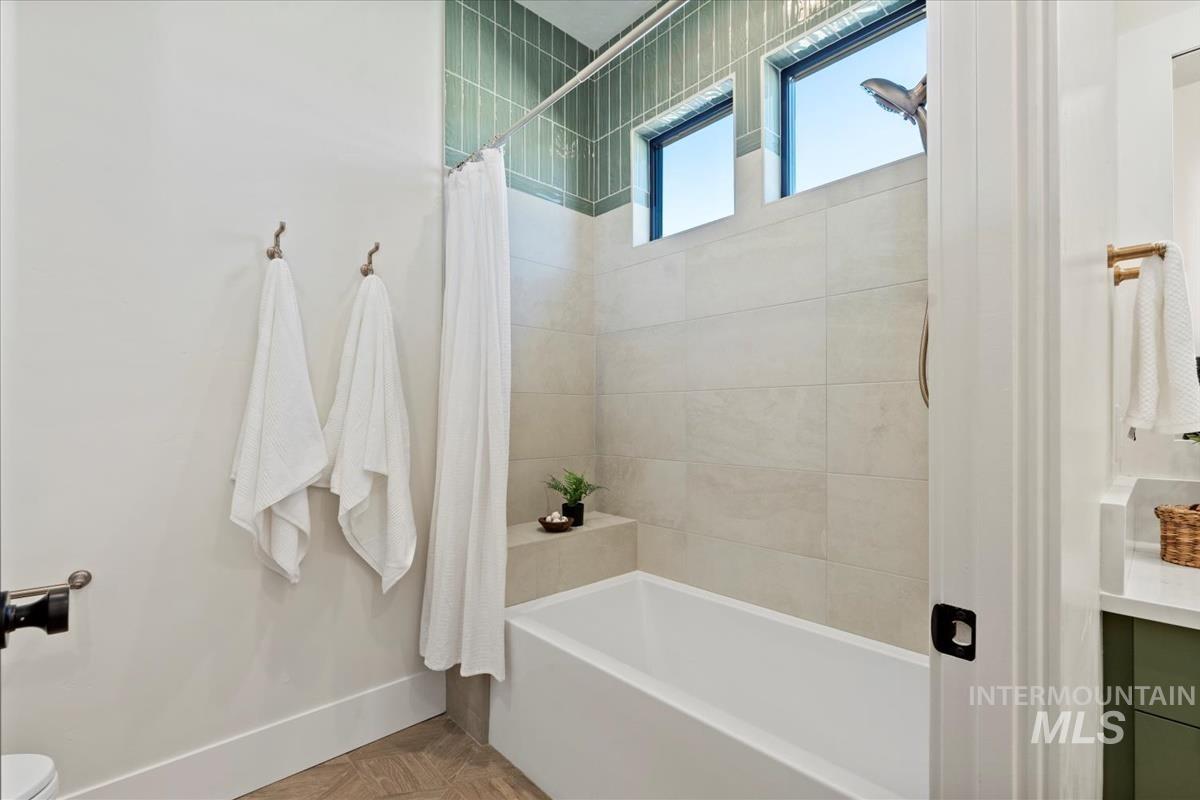 3718 N Harvest Moon Way Property Photo 31