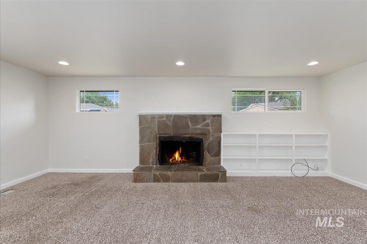 2068 S Crystal Way Property Photo 10