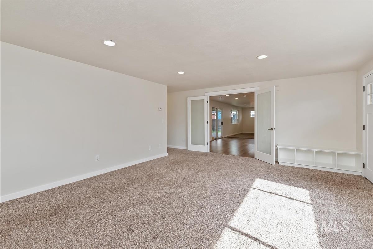 2068 S Crystal Way Property Photo 14