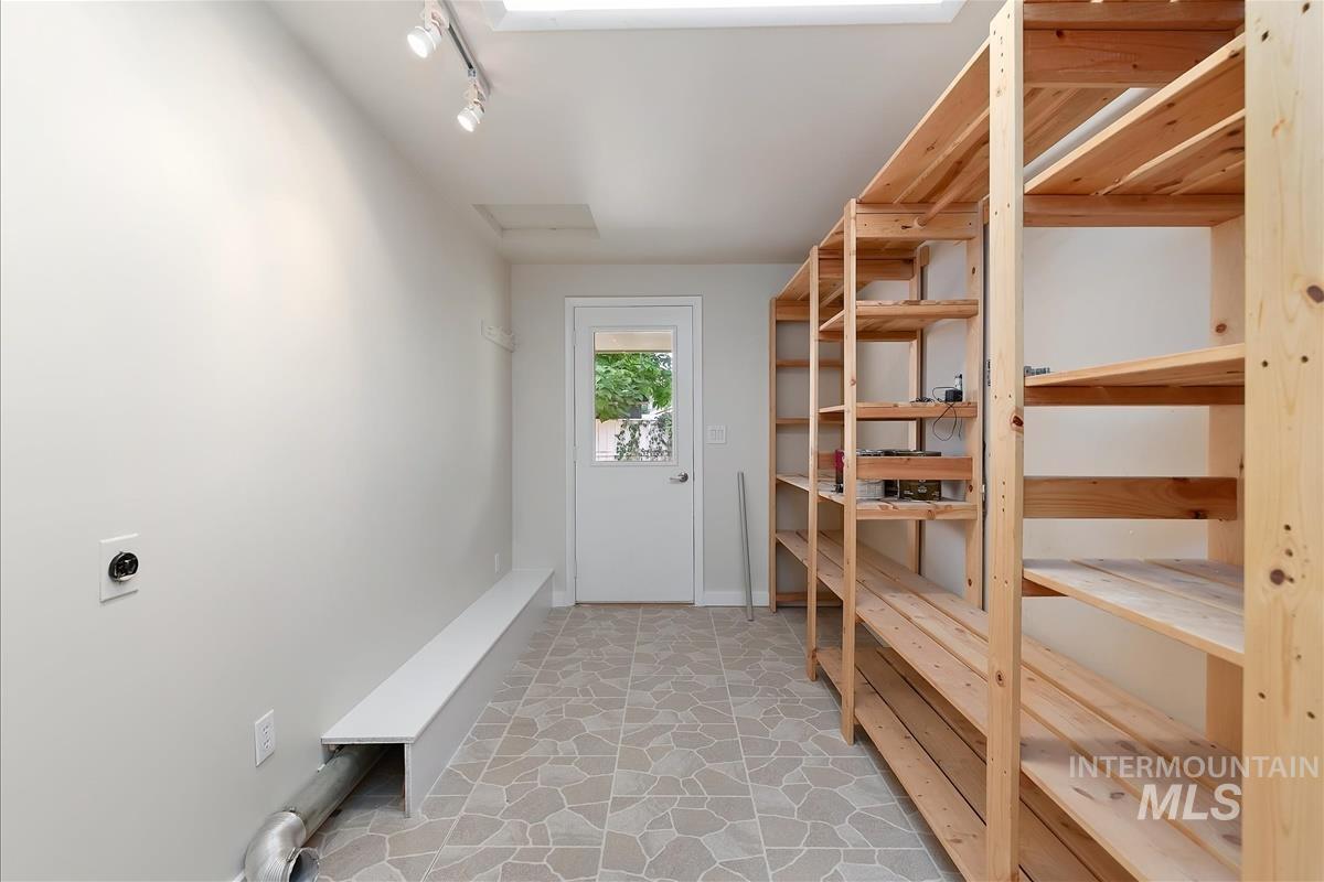 2068 S Crystal Way Property Photo 15