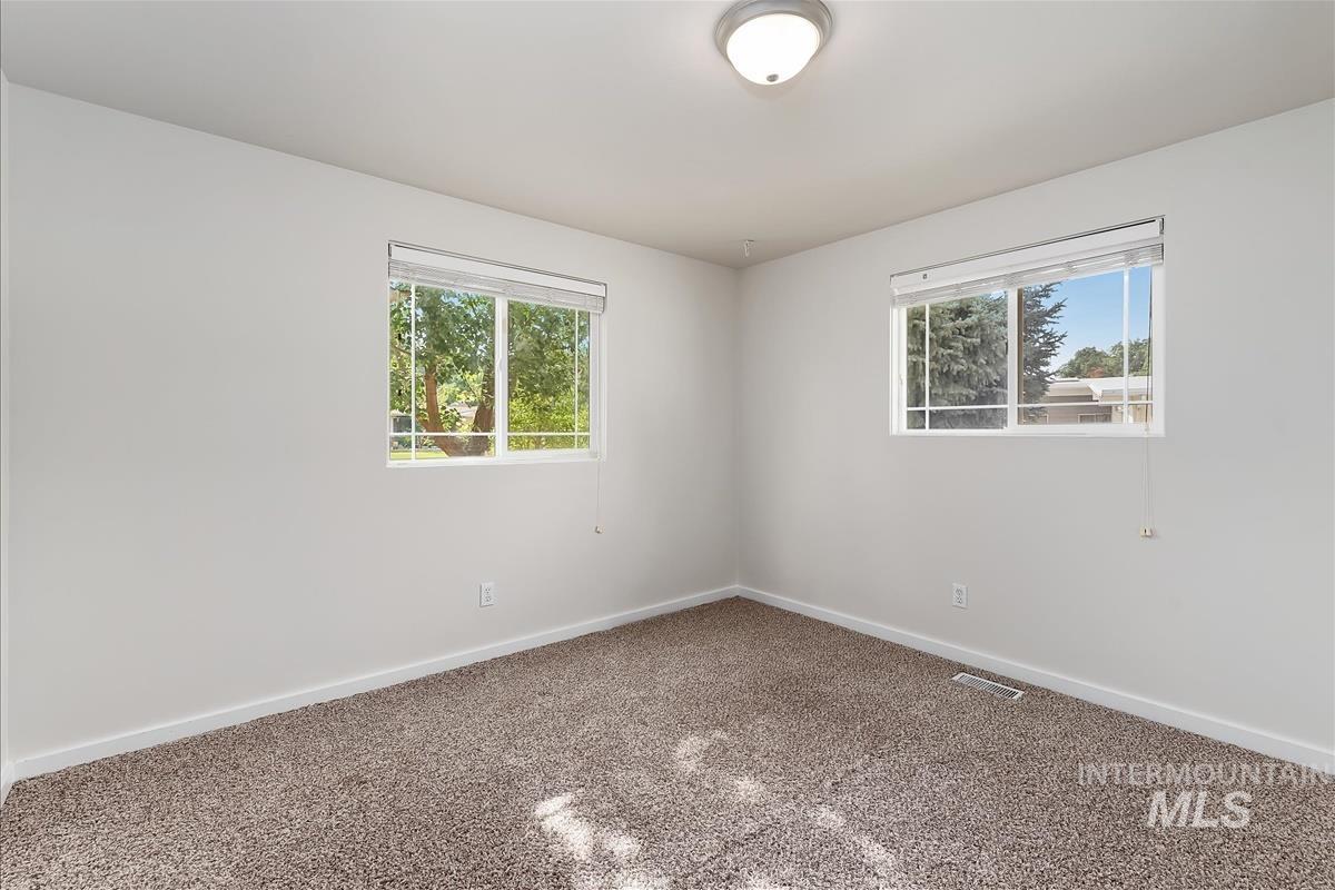 2068 S Crystal Way Property Photo 17