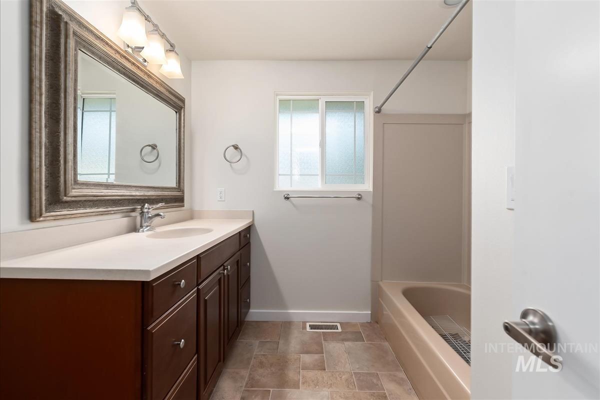 2068 S Crystal Way Property Photo 20