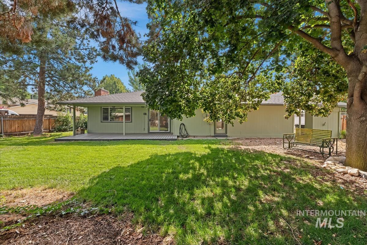 2068 S Crystal Way Property Photo 24