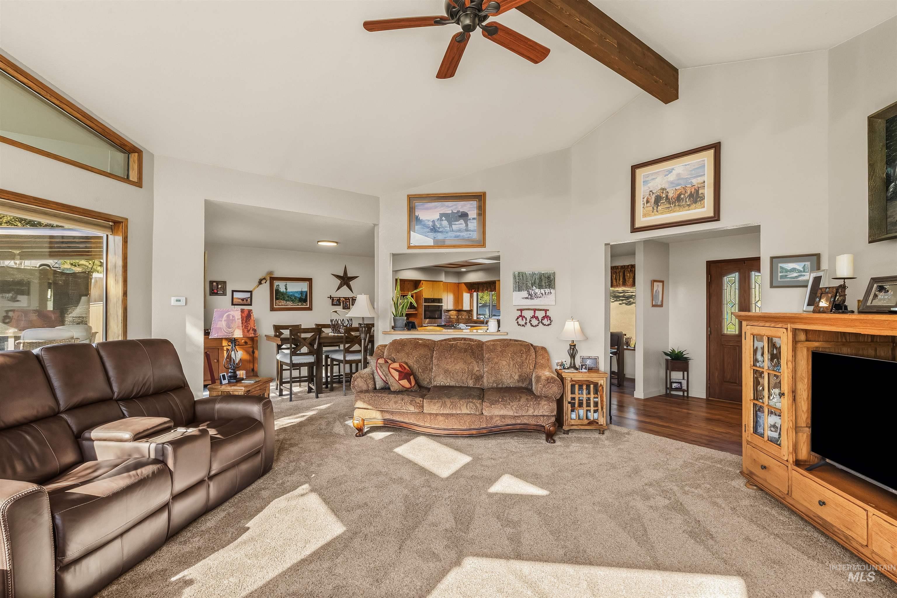 2036 Chukar Ln Property Photo 6